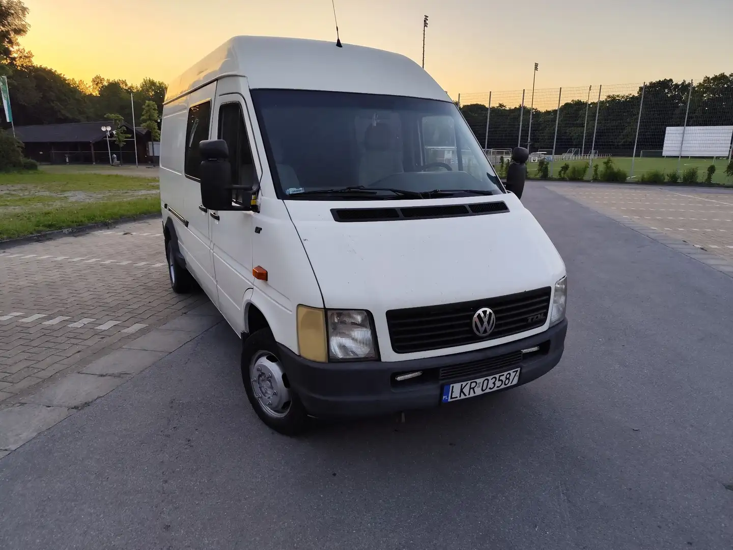 Volkswagen LT 46 2.5 TDI MITTELLANG L2H2 KLIMA White - 1