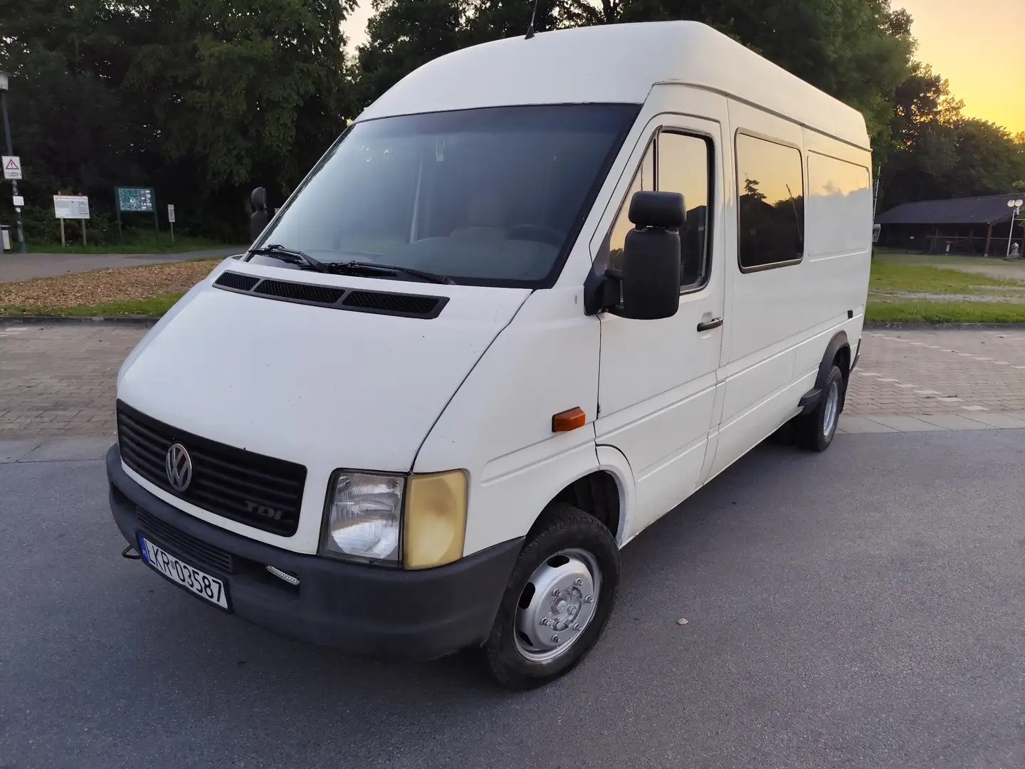 Volkswagen LT 46 2.5 TDI MITTELLANG L2H2 KLIMA White - 2