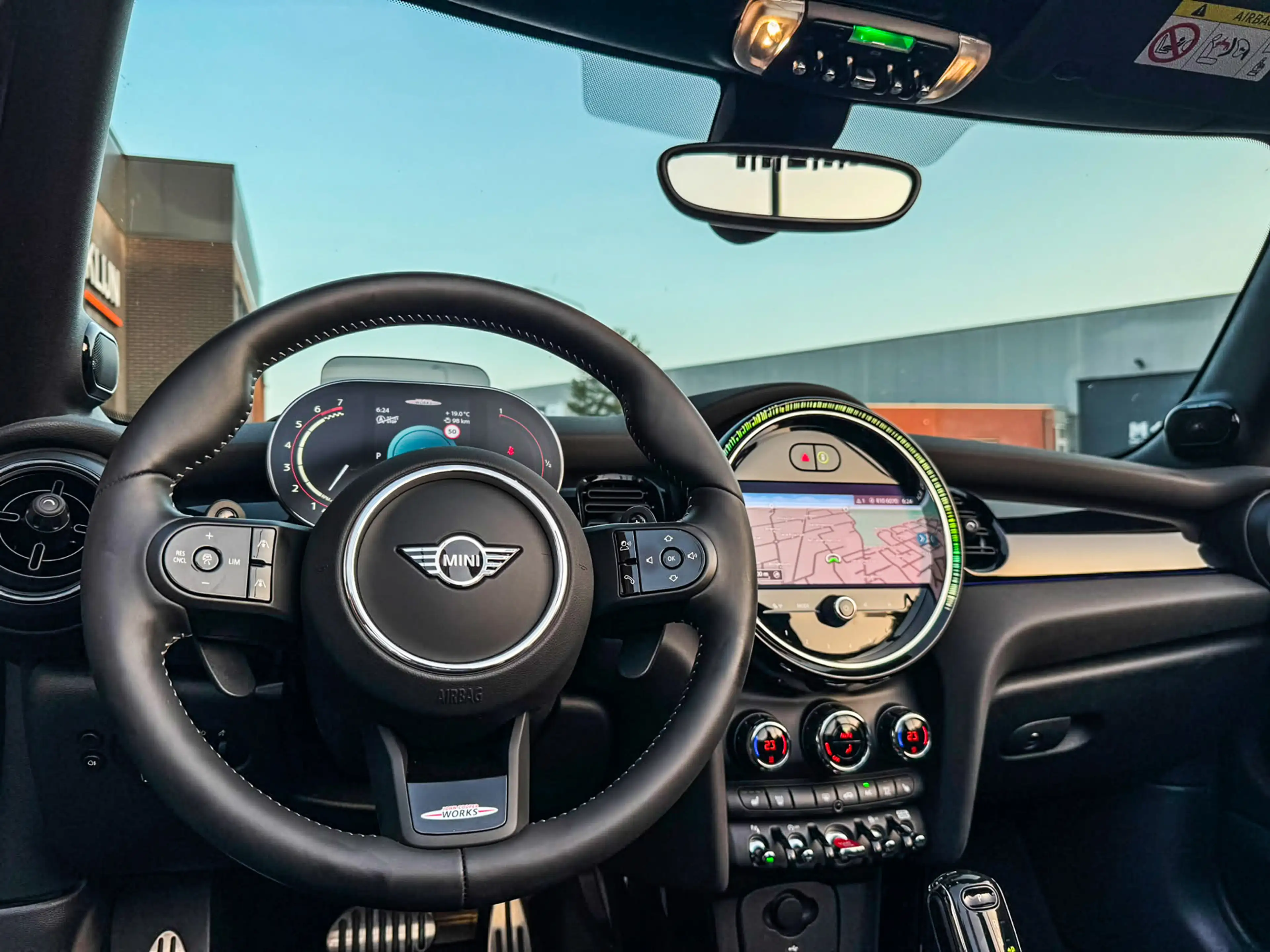 MINI John Cooper Works Cabrio 2.0 JCW Pack F1 aut 231pk/Camera/Hk/Head op/18"Jcw — photo 8