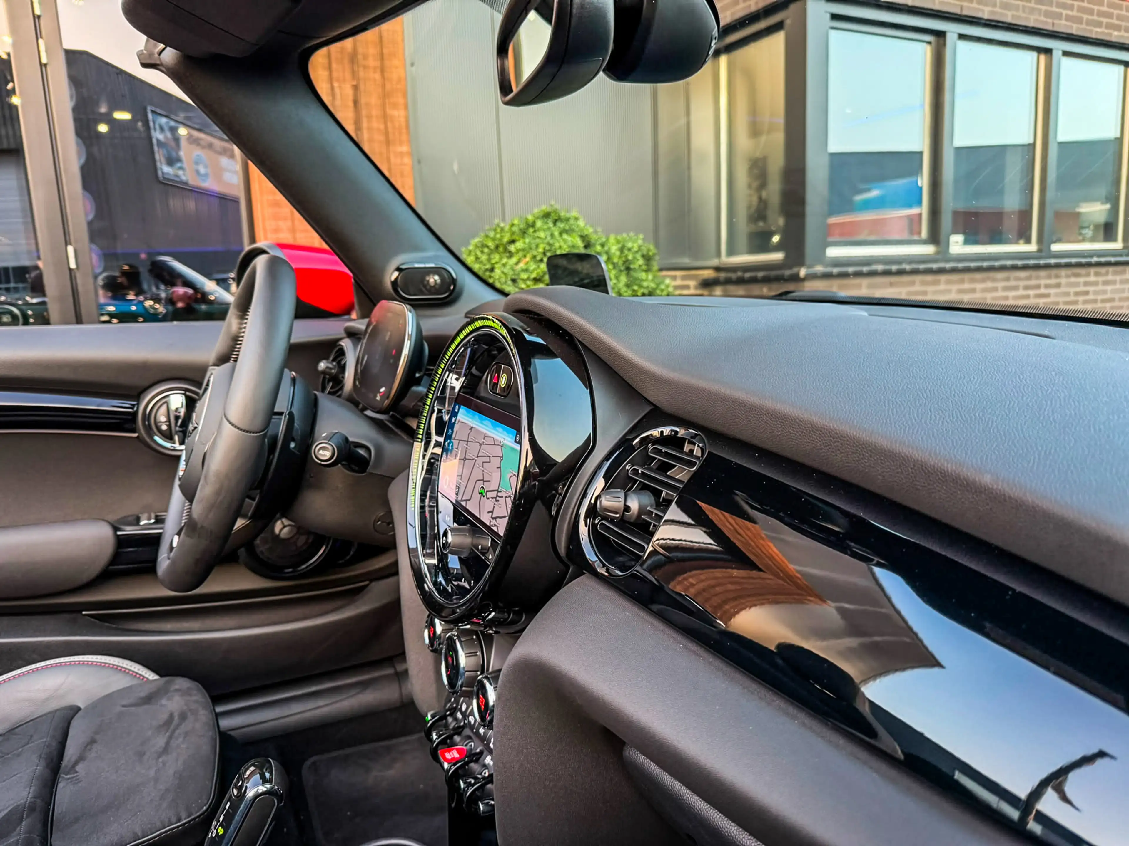MINI John Cooper Works Cabrio 2.0 JCW Pack F1 aut 231pk/Camera/Hk/Head op/18"Jcw — photo 14