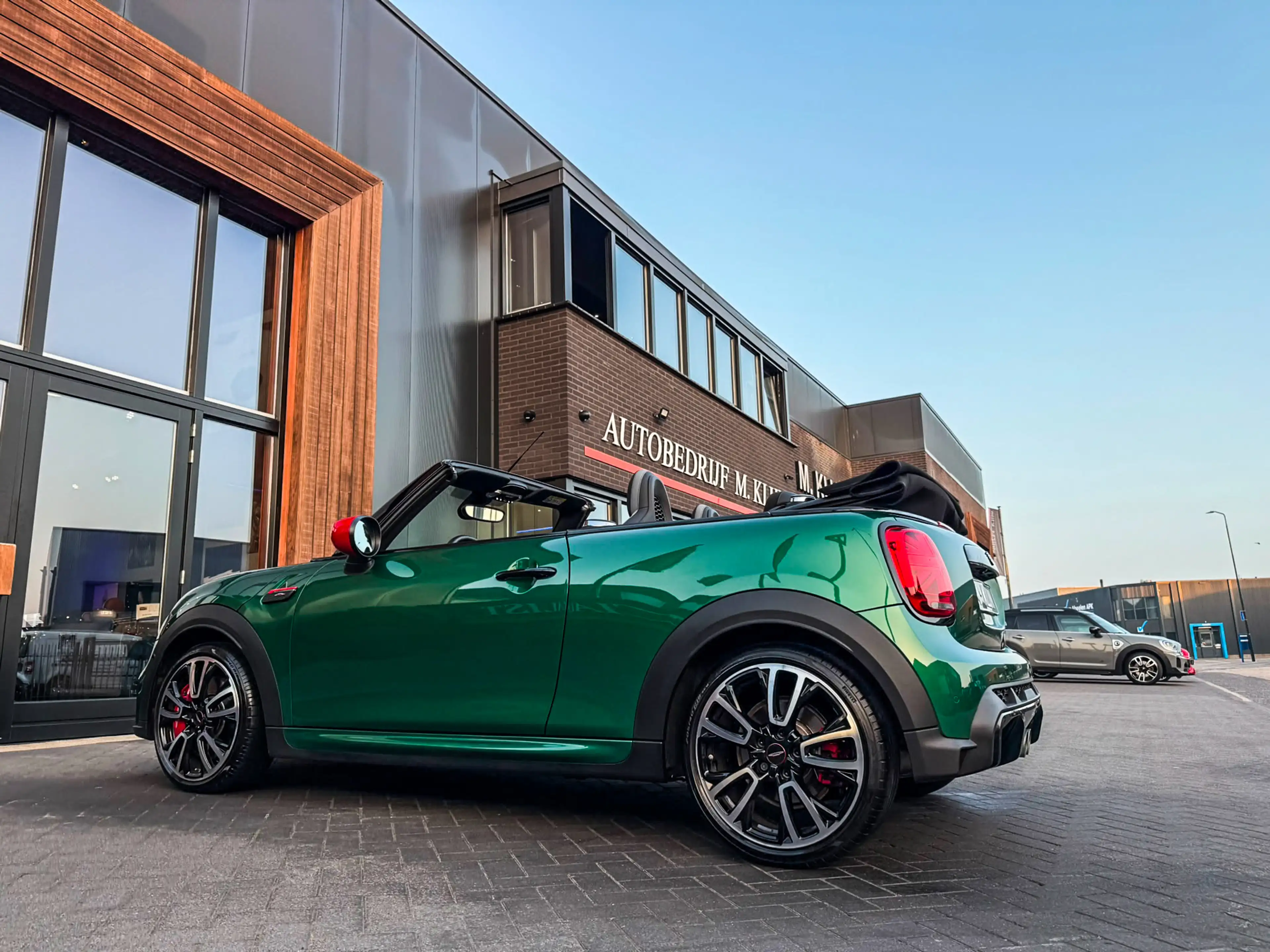 MINI John Cooper Works Cabrio 2.0 JCW Pack F1 aut 231pk/Camera/Hk/Head op/18"Jcw — photo 13