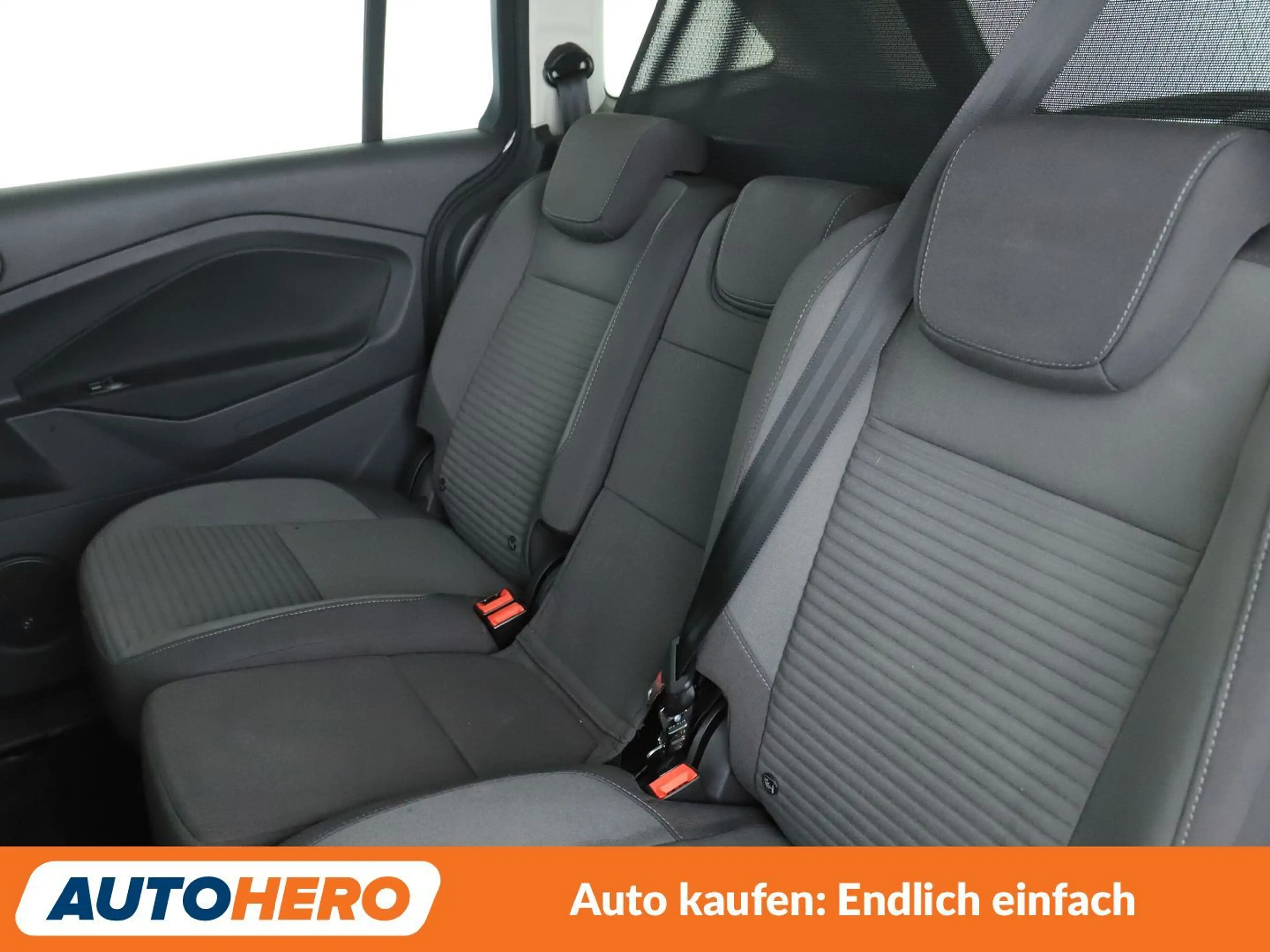 Ford Grand C-Max 1.5 EcoBoost Titanium*TEMPO*PDC*SHZ*KLIMA*GARANTIE — photo 14