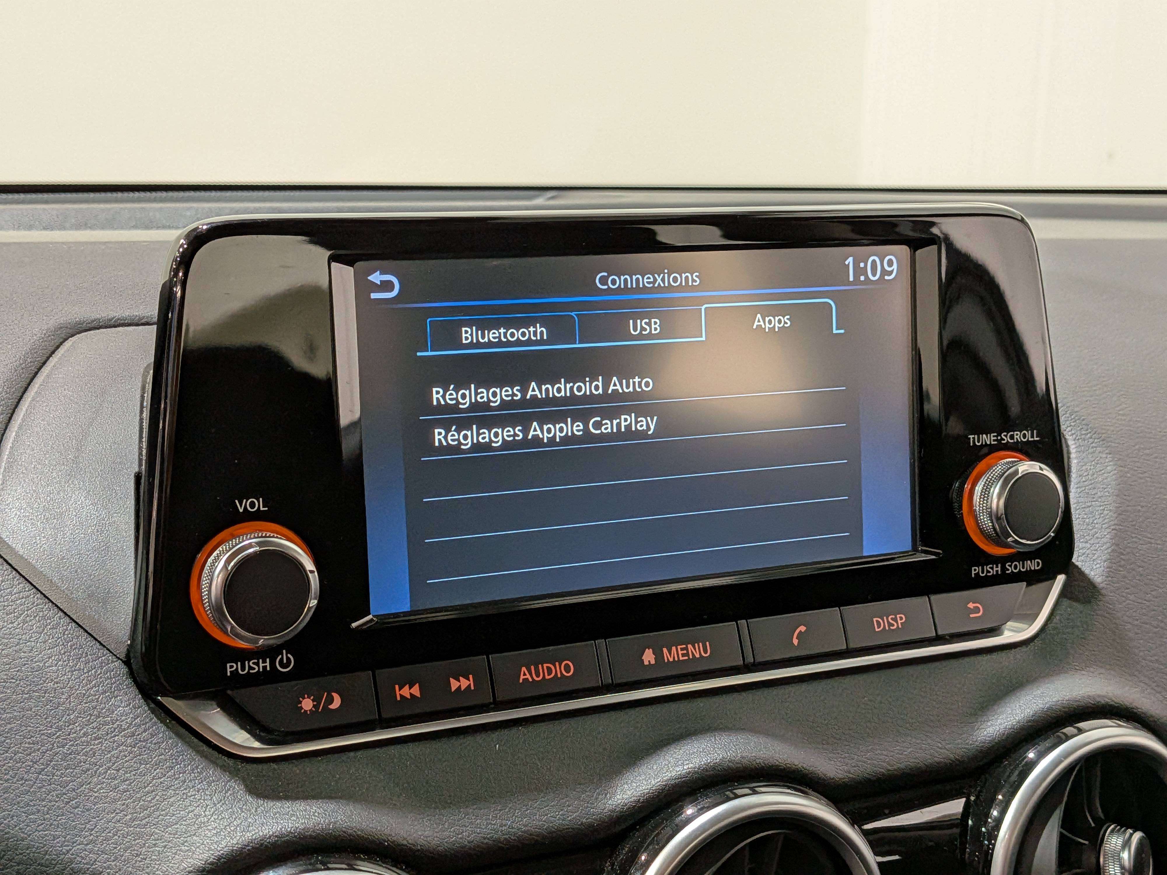 Nissan Sentra 2024