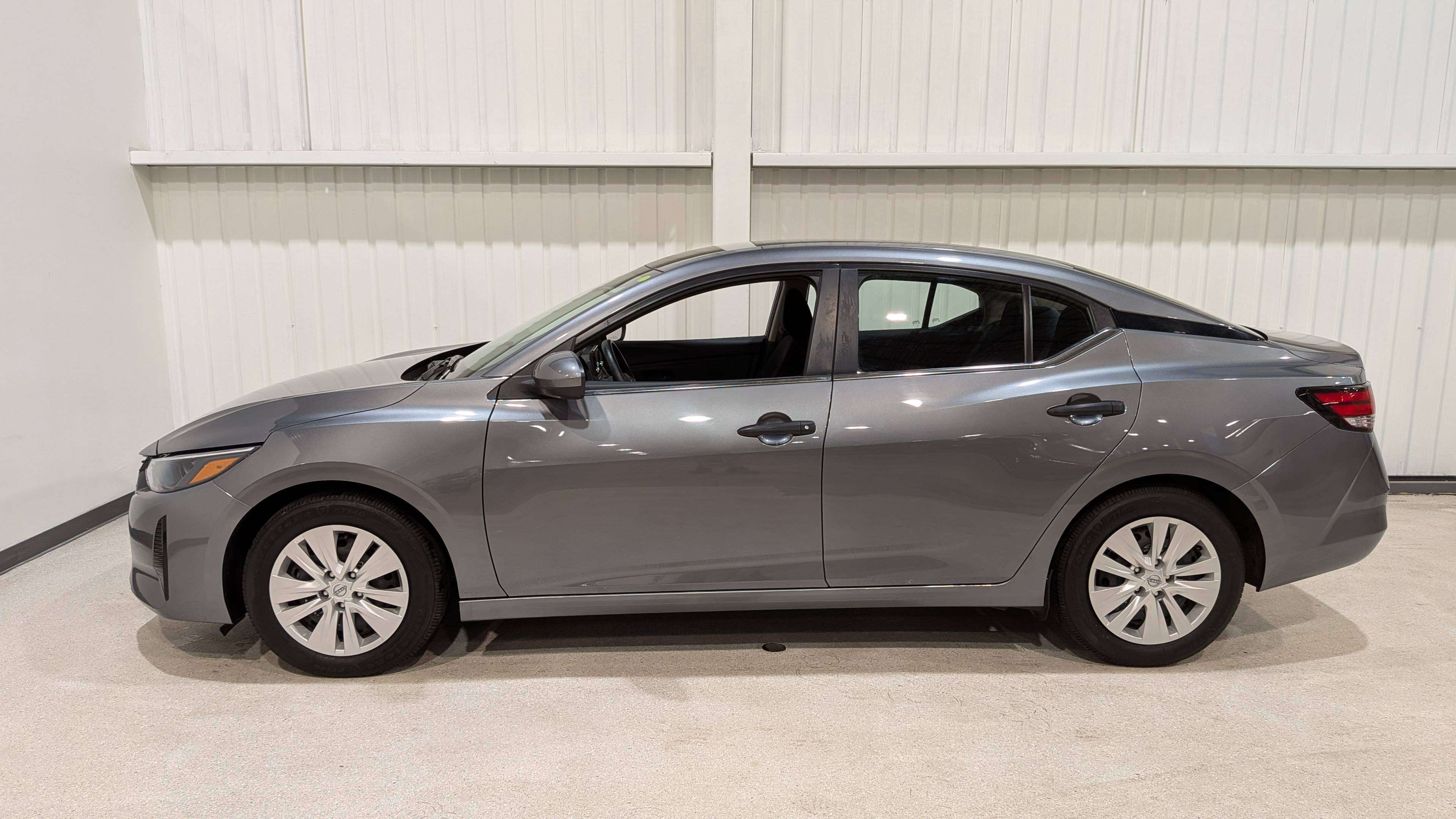 Nissan Sentra 2024