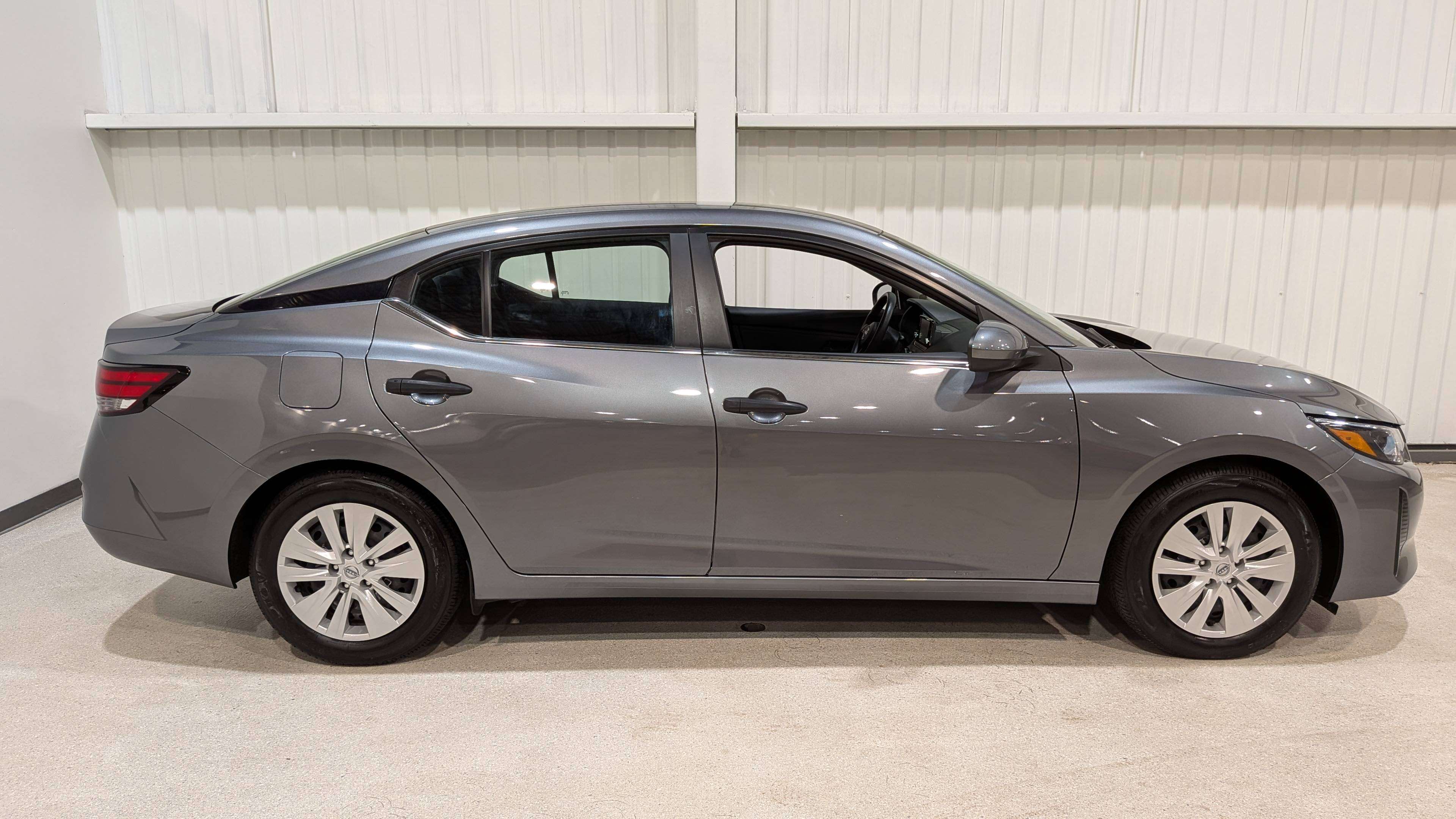 Nissan Sentra 2024