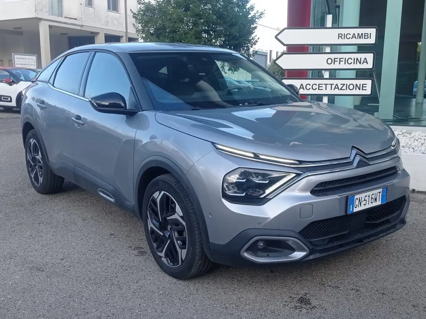 Citroen C4 C4 1.5 bluehdi Shine s Plateado - 1