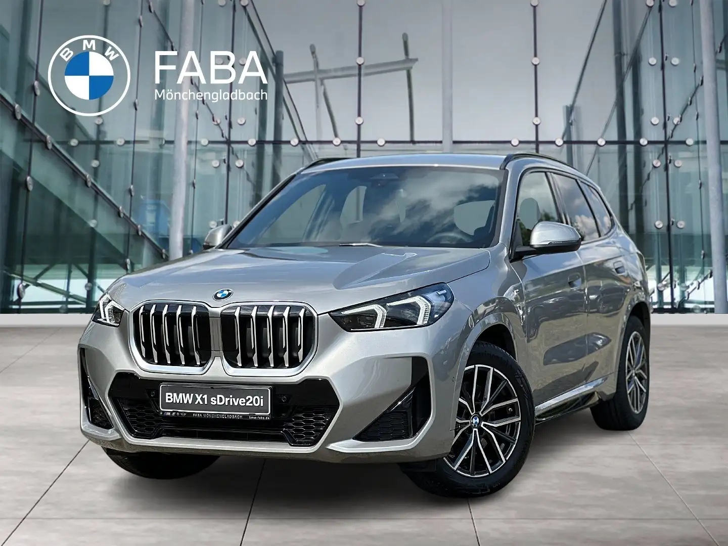 BMW X1 sDrive20i M Sportpaket DAB LED RFK Klimaaut. Silber - 1