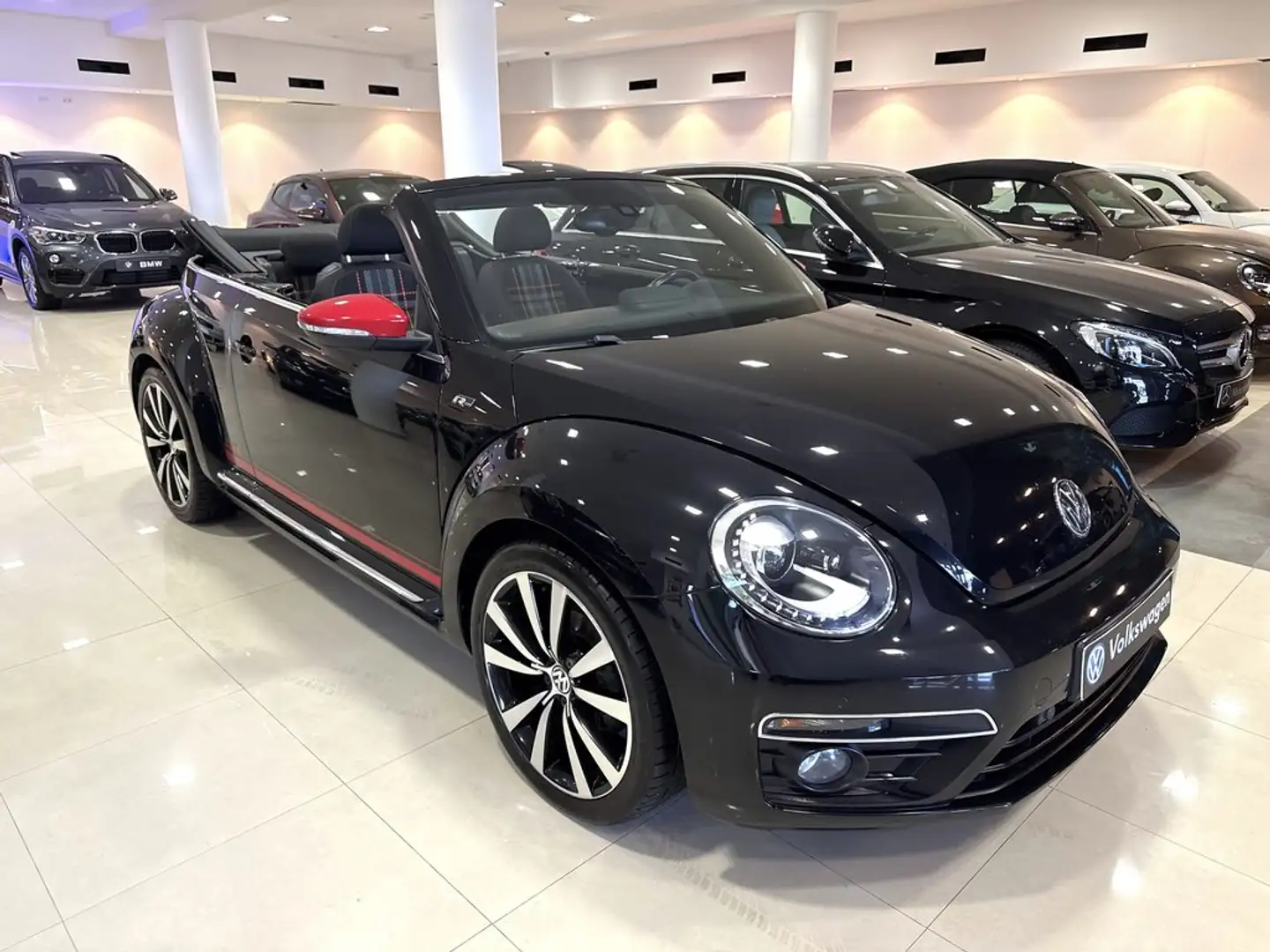 Volkswagen Beetle Cabrio 1.4 TSI Sport 150 Noir - 2