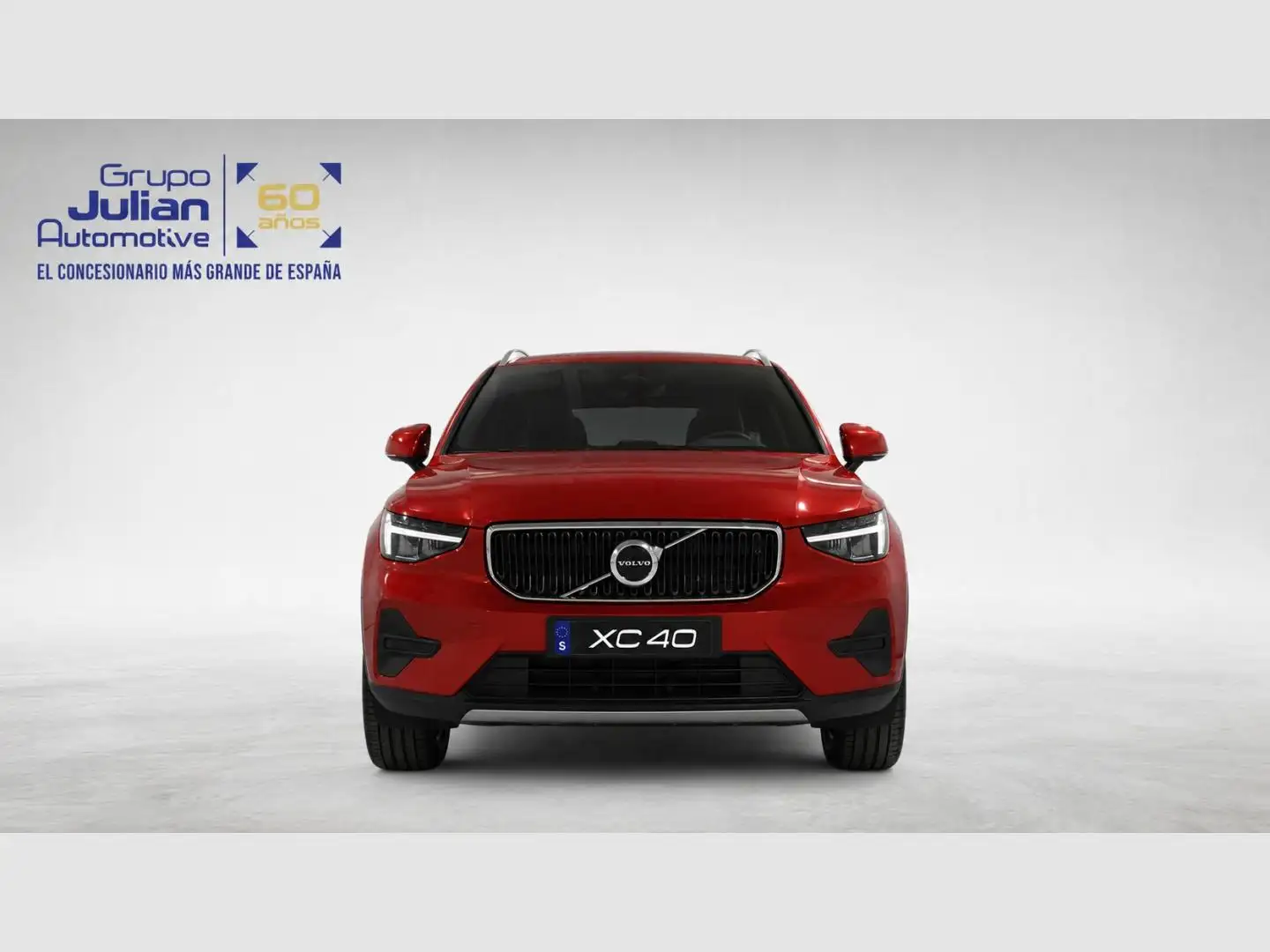 Volvo XC40 2.0 B3 G Core Auto Rojo - 2