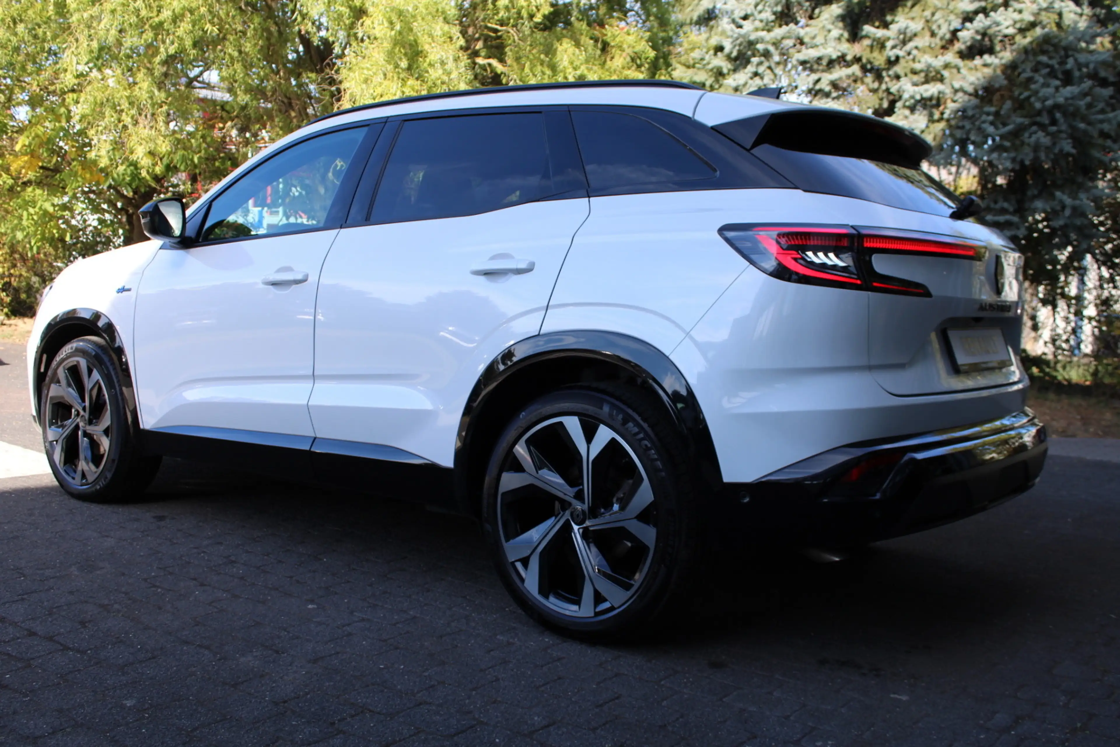 Renault Austral TCe 160 Mild-Hybrid Techno Esprit Alpine — photo 4