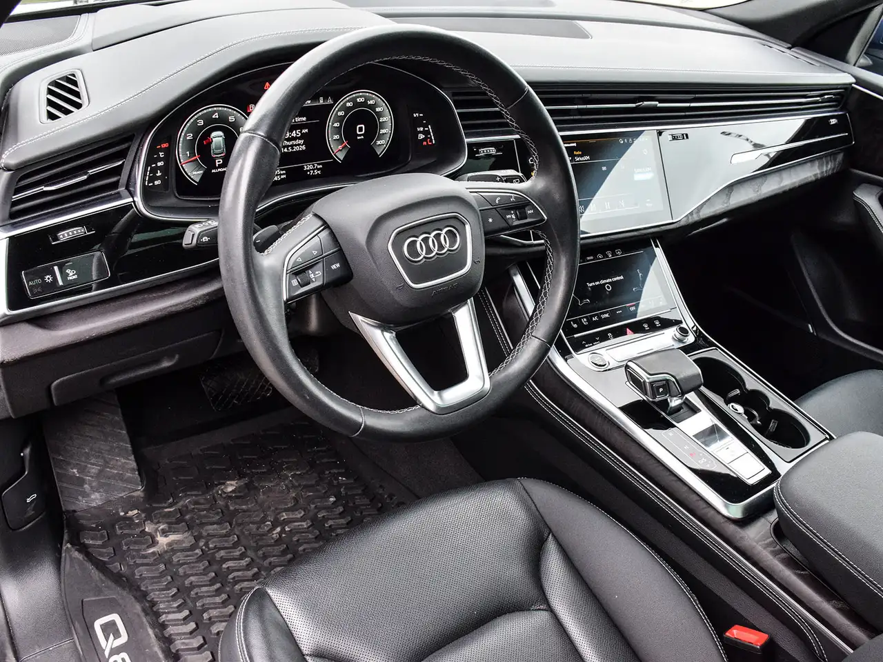 Audi Q8 снимка Audi Q8