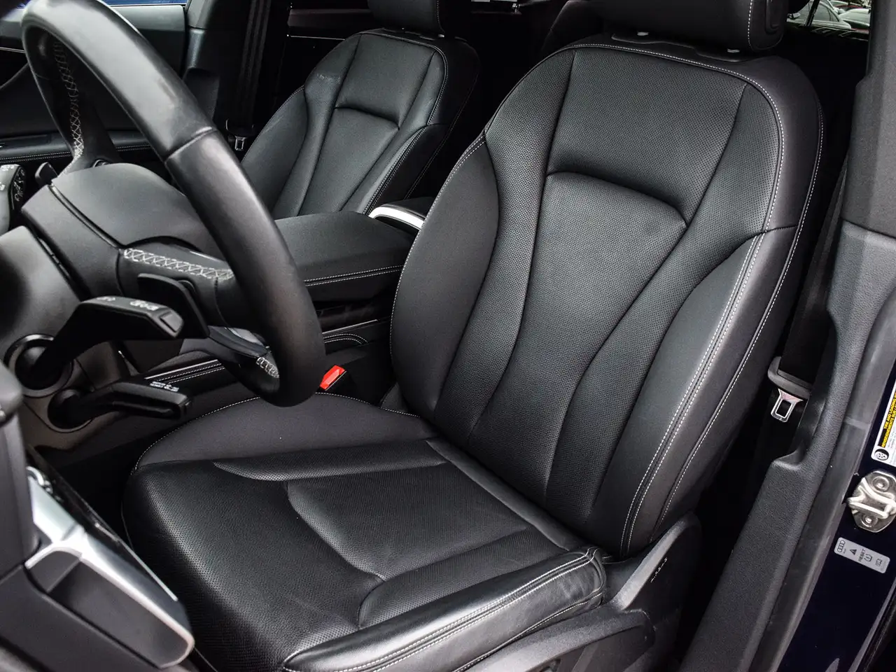 Audi Q8 снимка Audi Q8