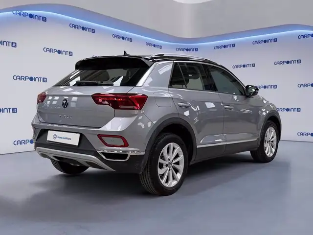 Volkswagen T-Roc view 6