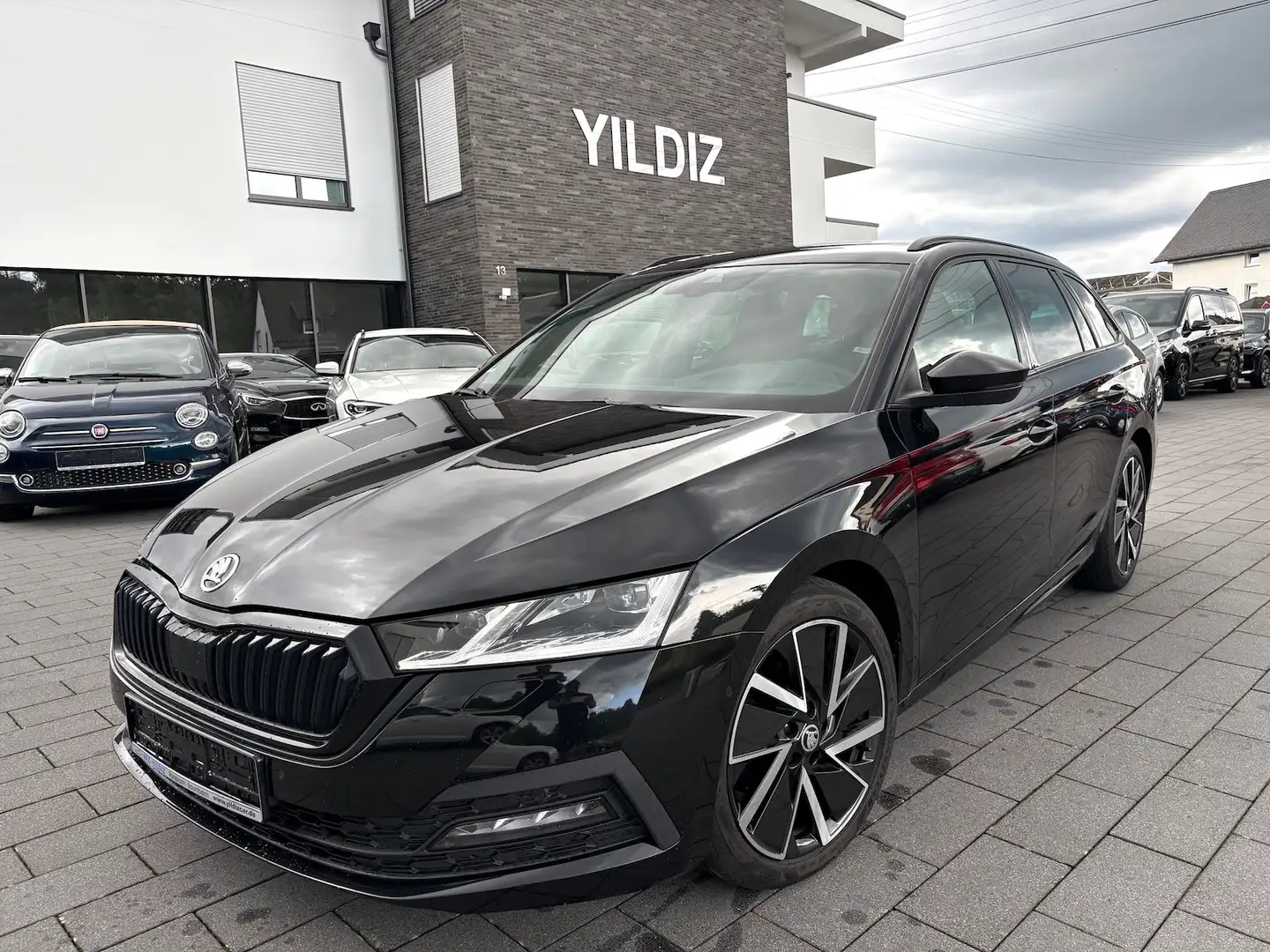 Skoda Octavia 2.0 TDI DSG SPORT MATRIX HEAD UP KEYLESS Nero - 1