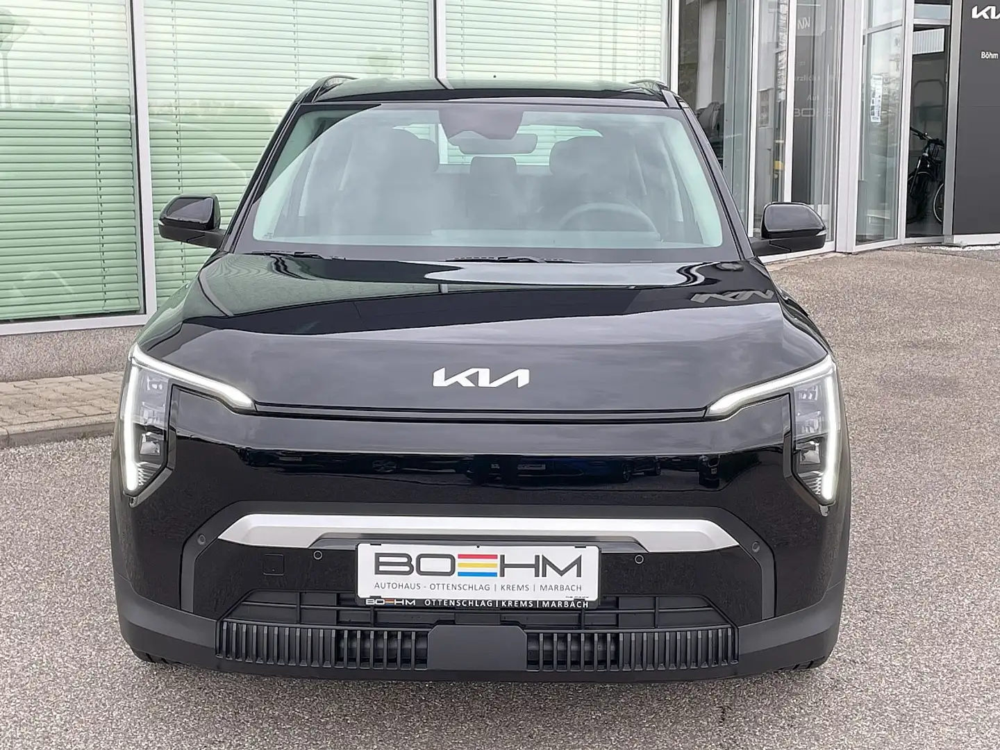Kia EV3 FWD 81,4kWh Long Range Air Schwarz - 2