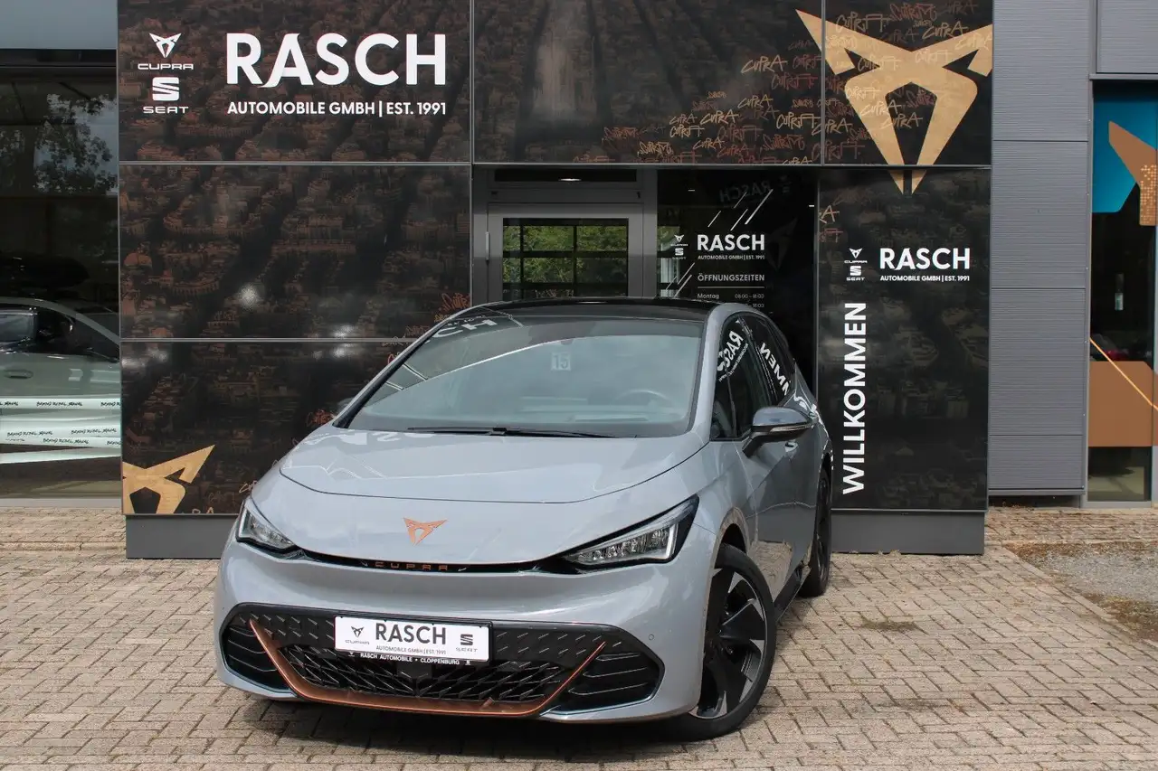 Cupra Born 150kW / 58 kWh DSG HUD+RFK+SHZ+ACC+KESSY+++