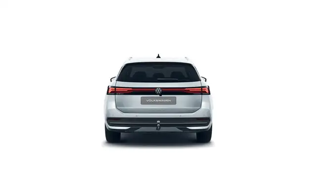 Volkswagen Passat view 4
