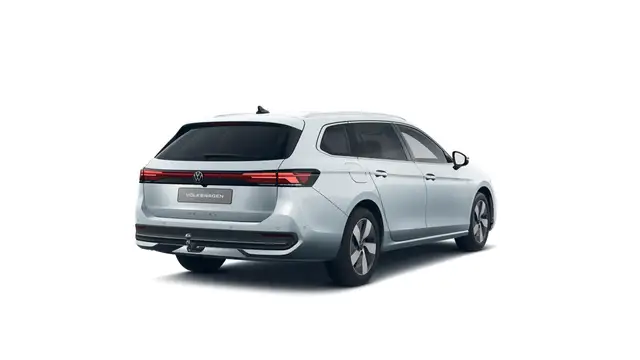 Volkswagen Passat view 5