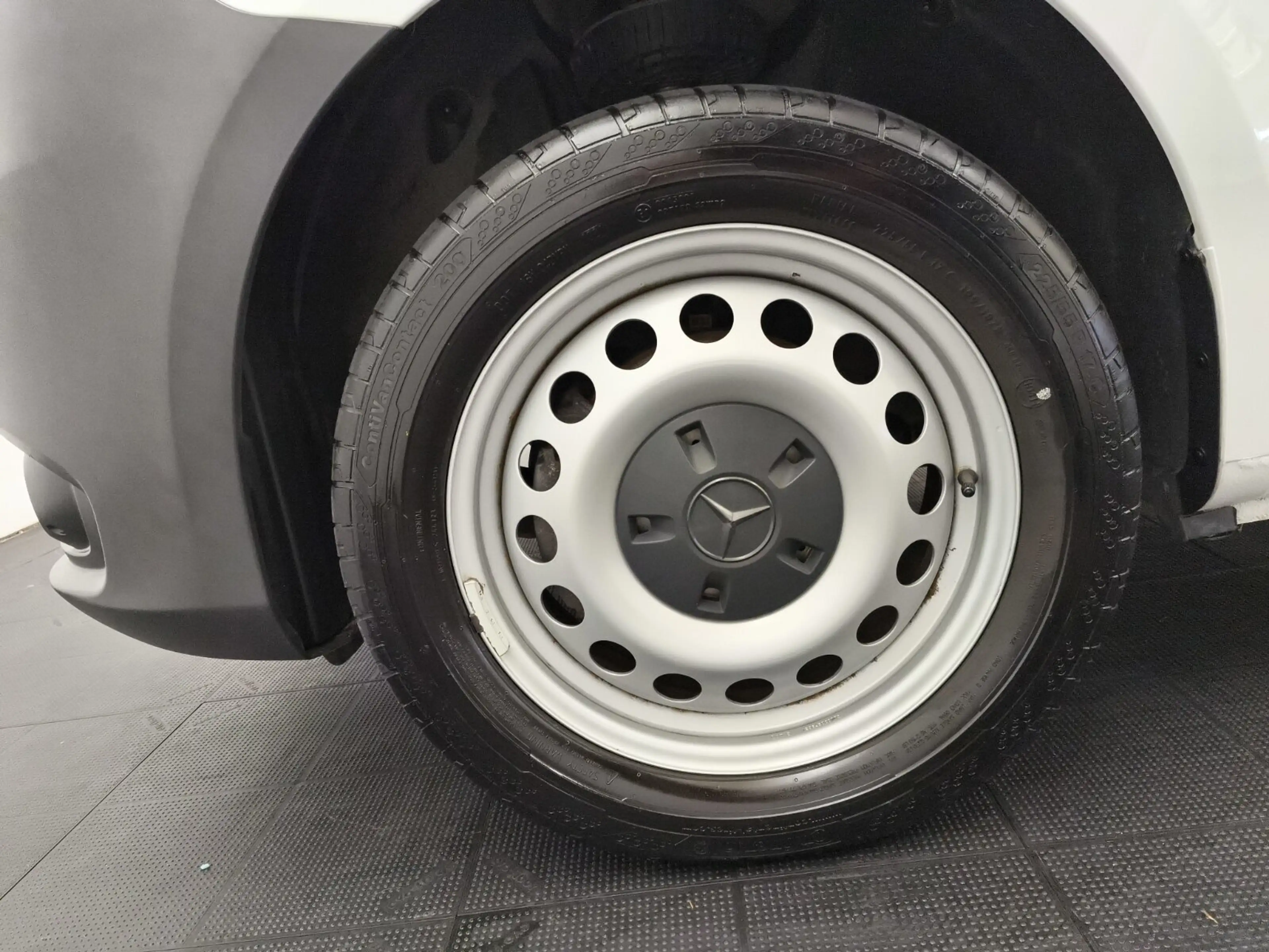 Mercedes-Benz Vito eVito 111 KA/Lang Navi Kamera Klima Sitzhzg — photo 9