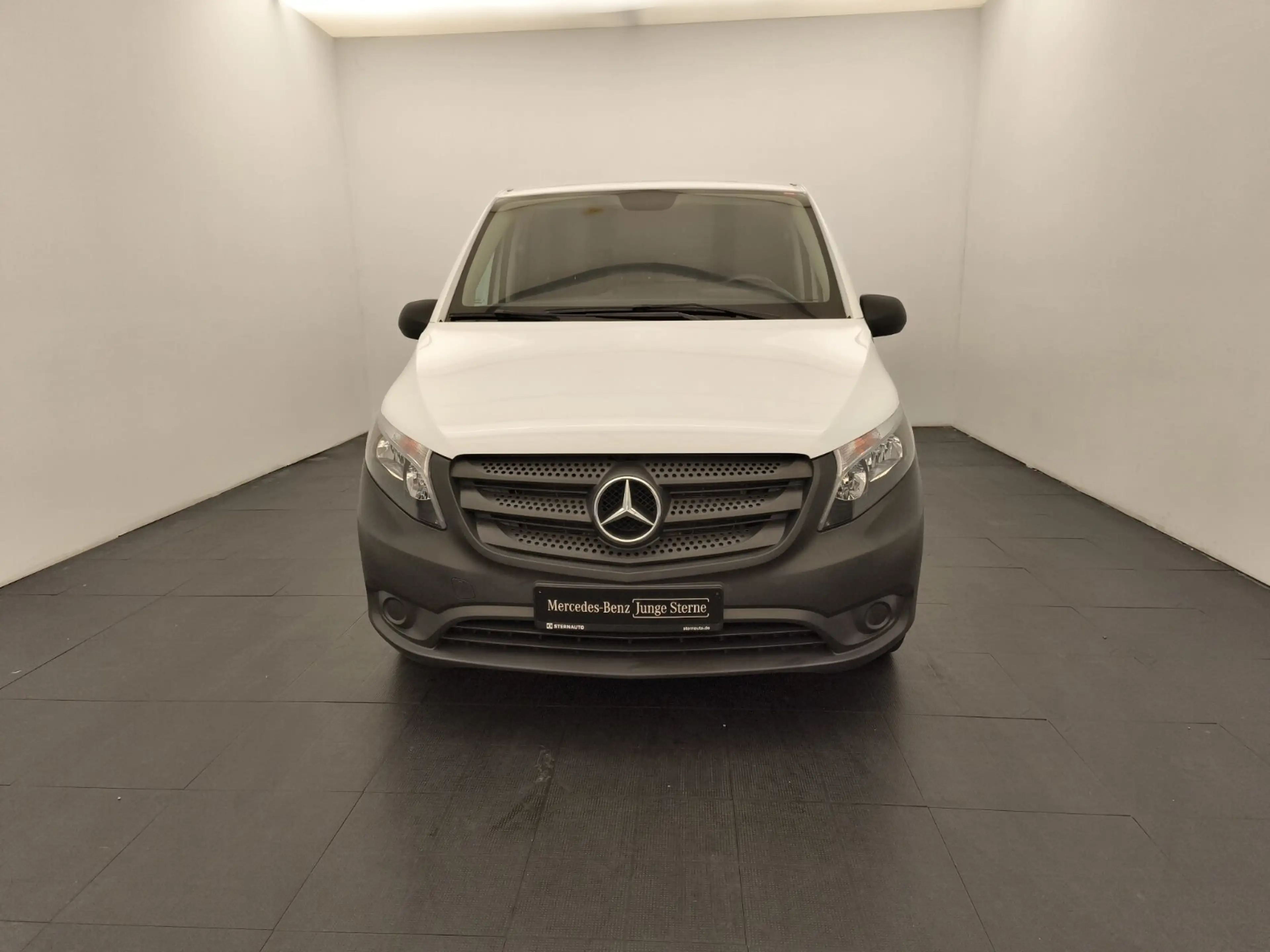 Mercedes-Benz Vito eVito 111 KA/Lang Navi Kamera Klima Sitzhzg — photo 2