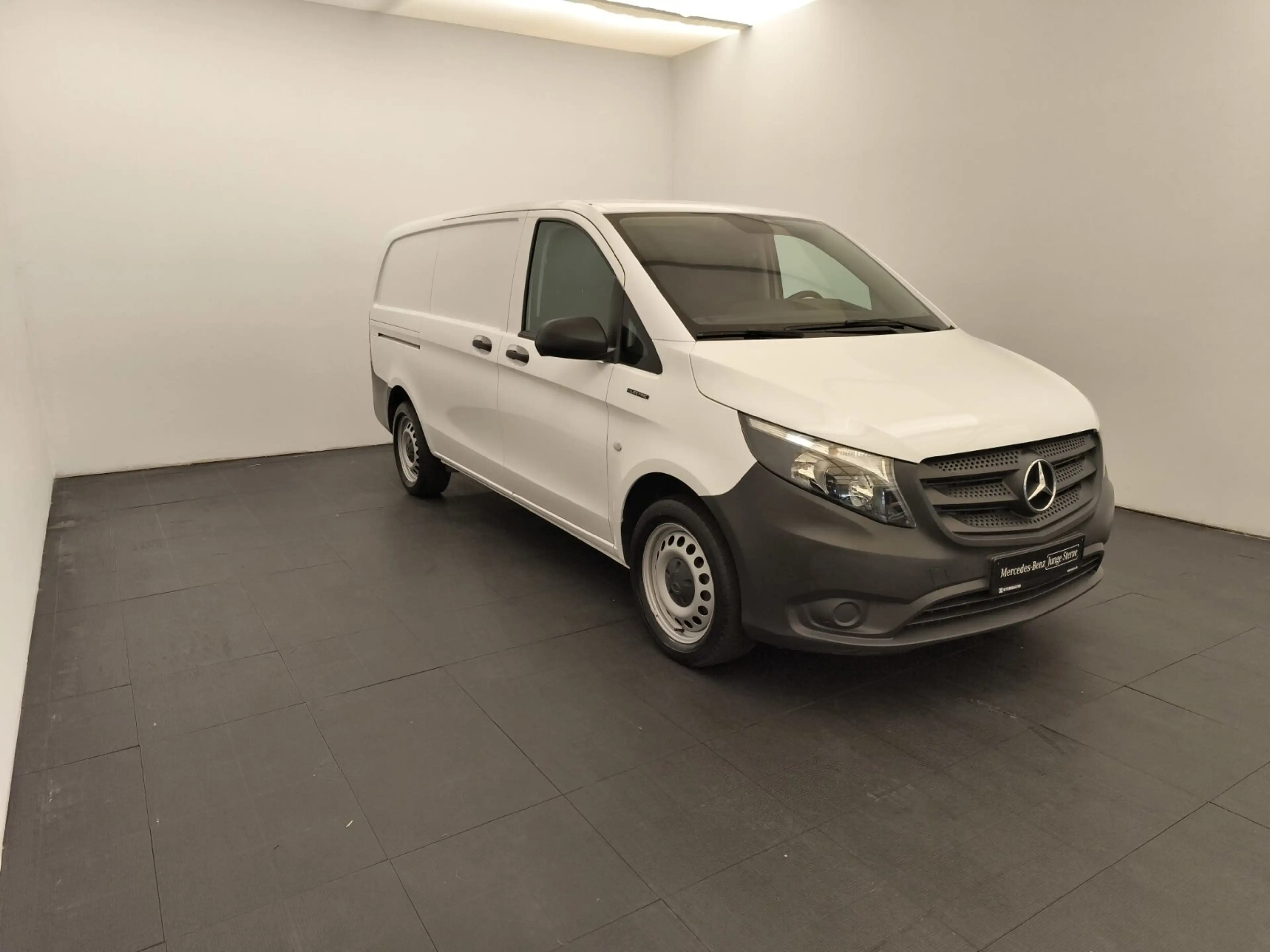 Mercedes-Benz Vito eVito 111 KA/Lang Navi Kamera Klima Sitzhzg — photo 3