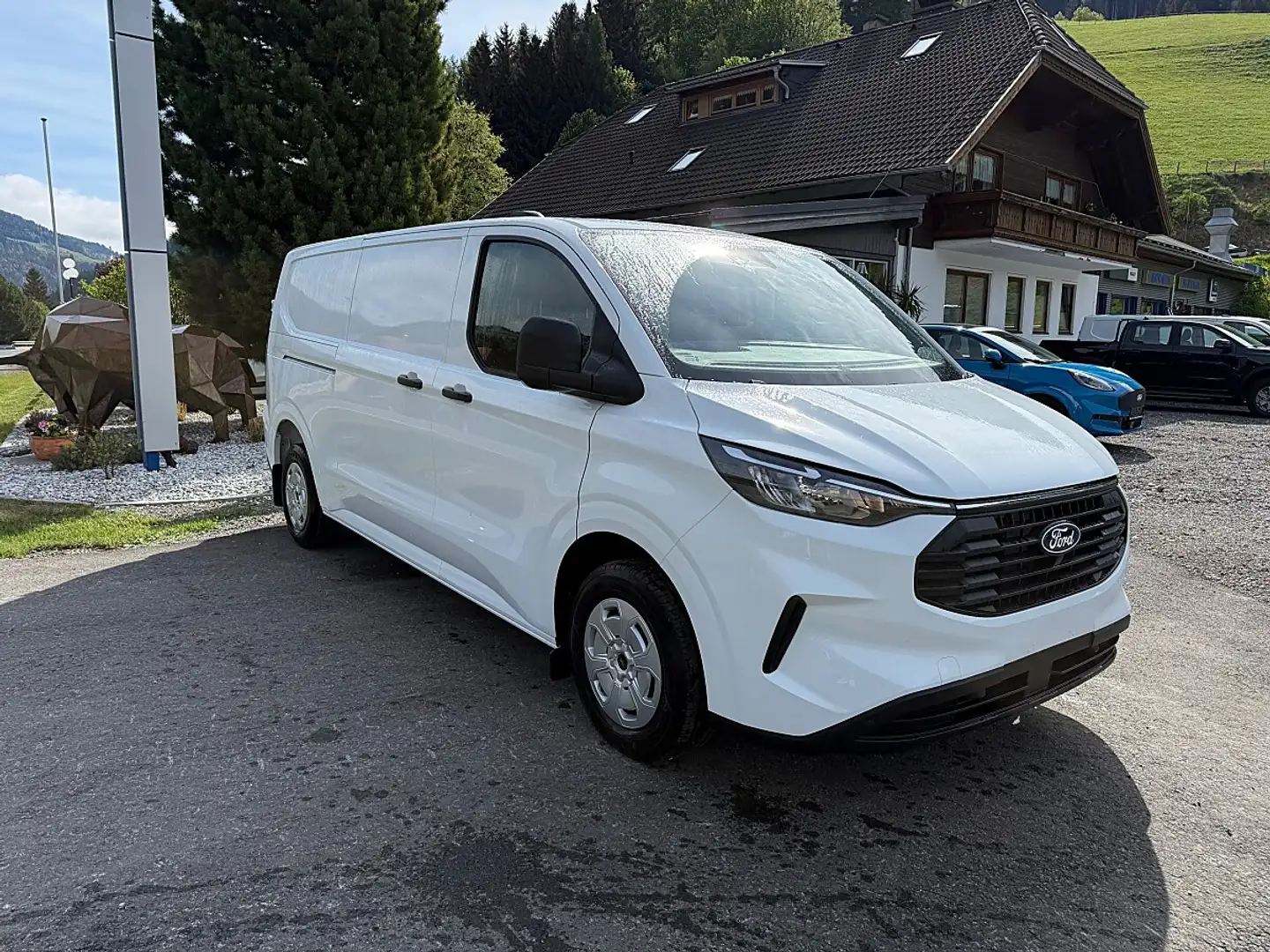 Ford Transit Custom Kasten 2,0 EcoBlue L2H1 320 Trend AWD Aut. Weiß - 2