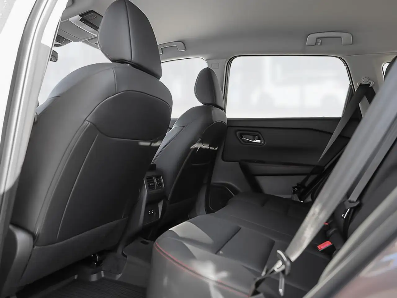 Nissan Rogue fotografie Nissan Rogue