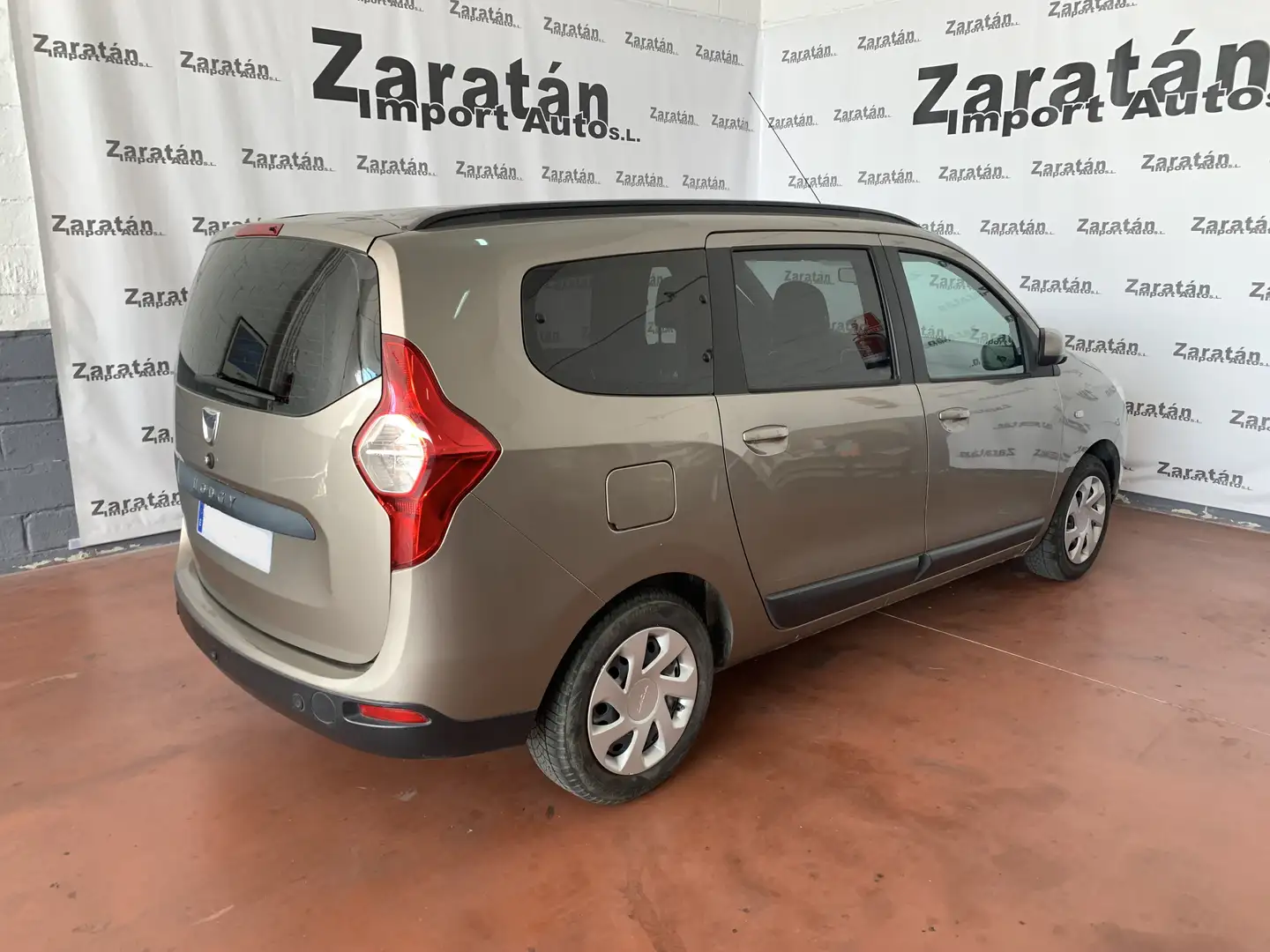 Dacia Lodgy 1.6 Laureate 7pl. 75kW - 2