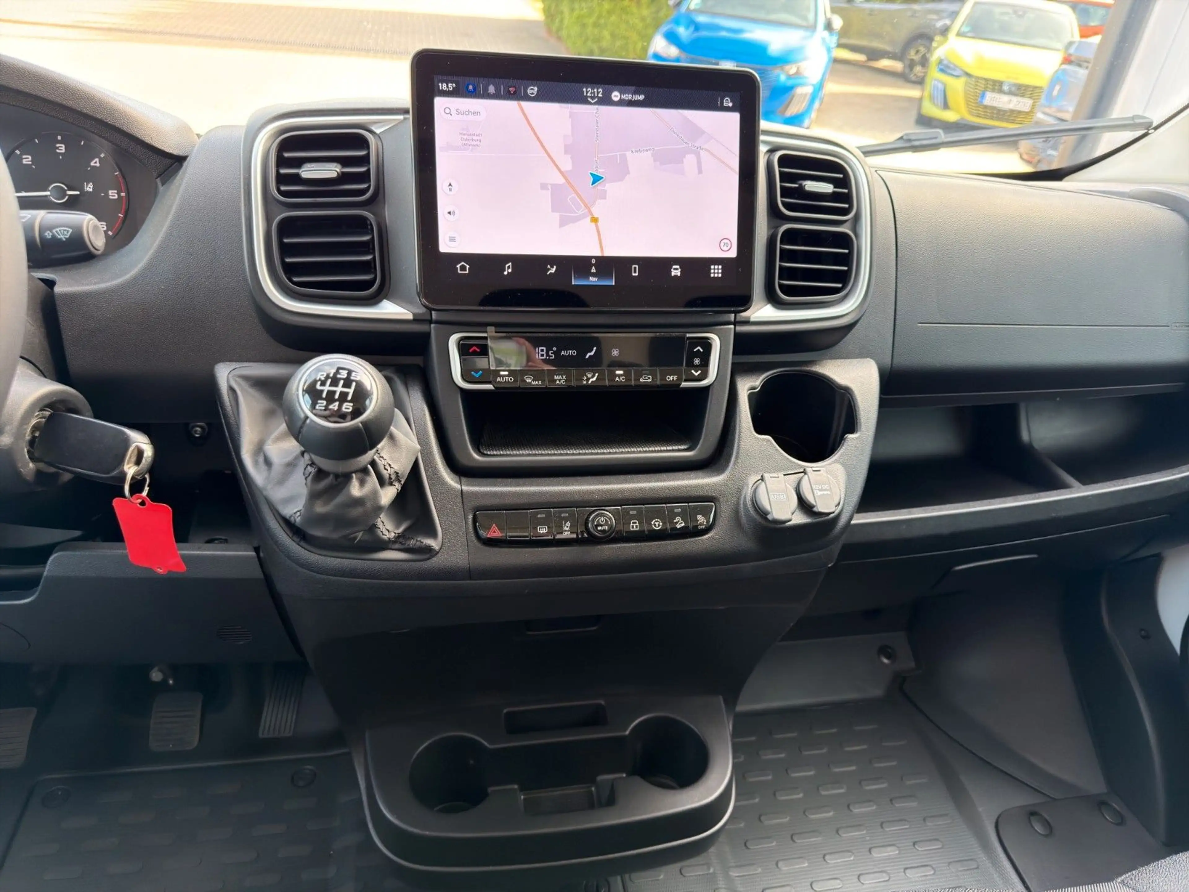 Peugeot Boxer KW 435 L4H2 BlueHDi 140 *Kamera*Navi — photo 12