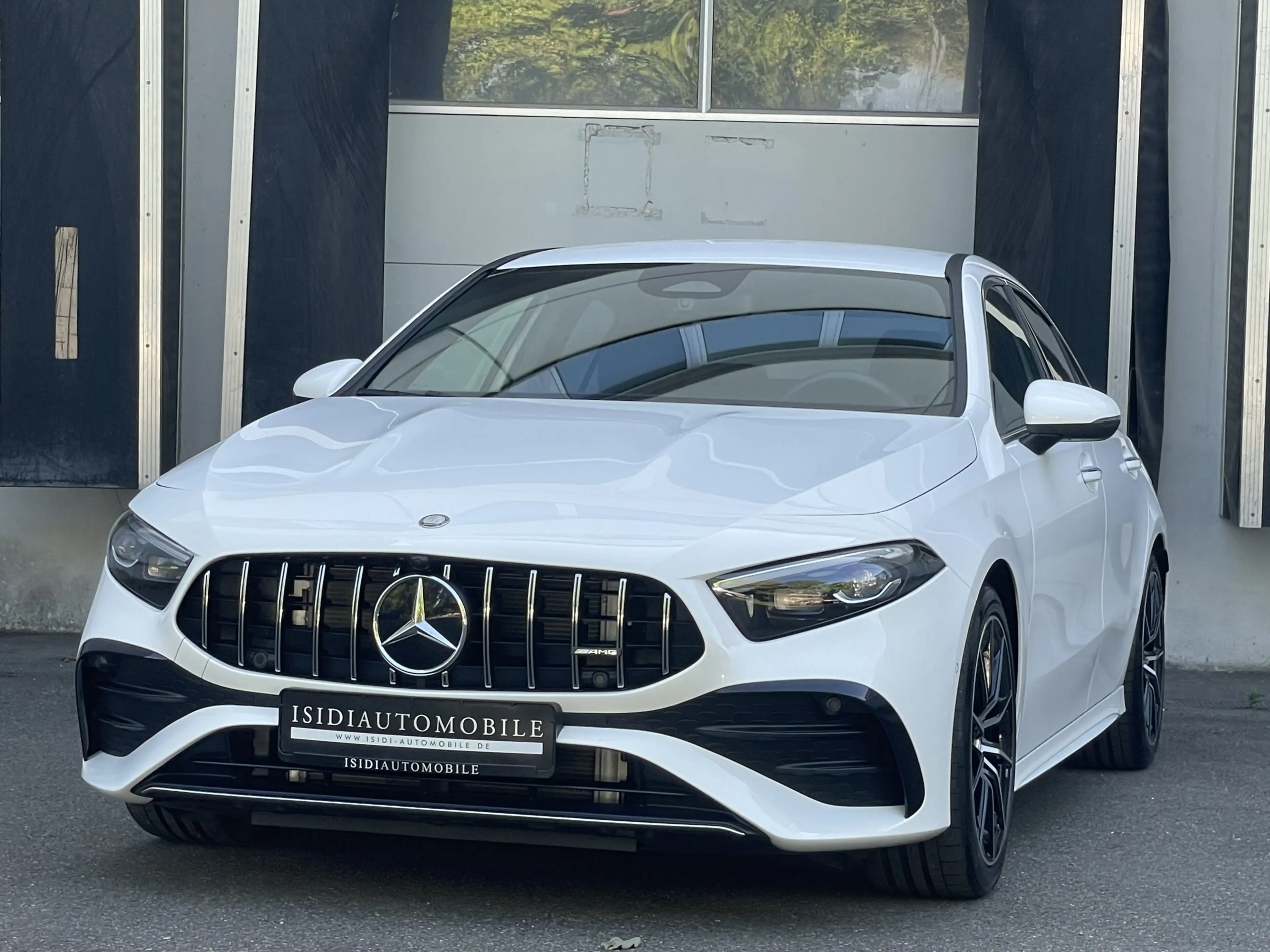 Mercedes-Benz A 35 AMG Limousine Multibeam MBUX Kamera Keyless