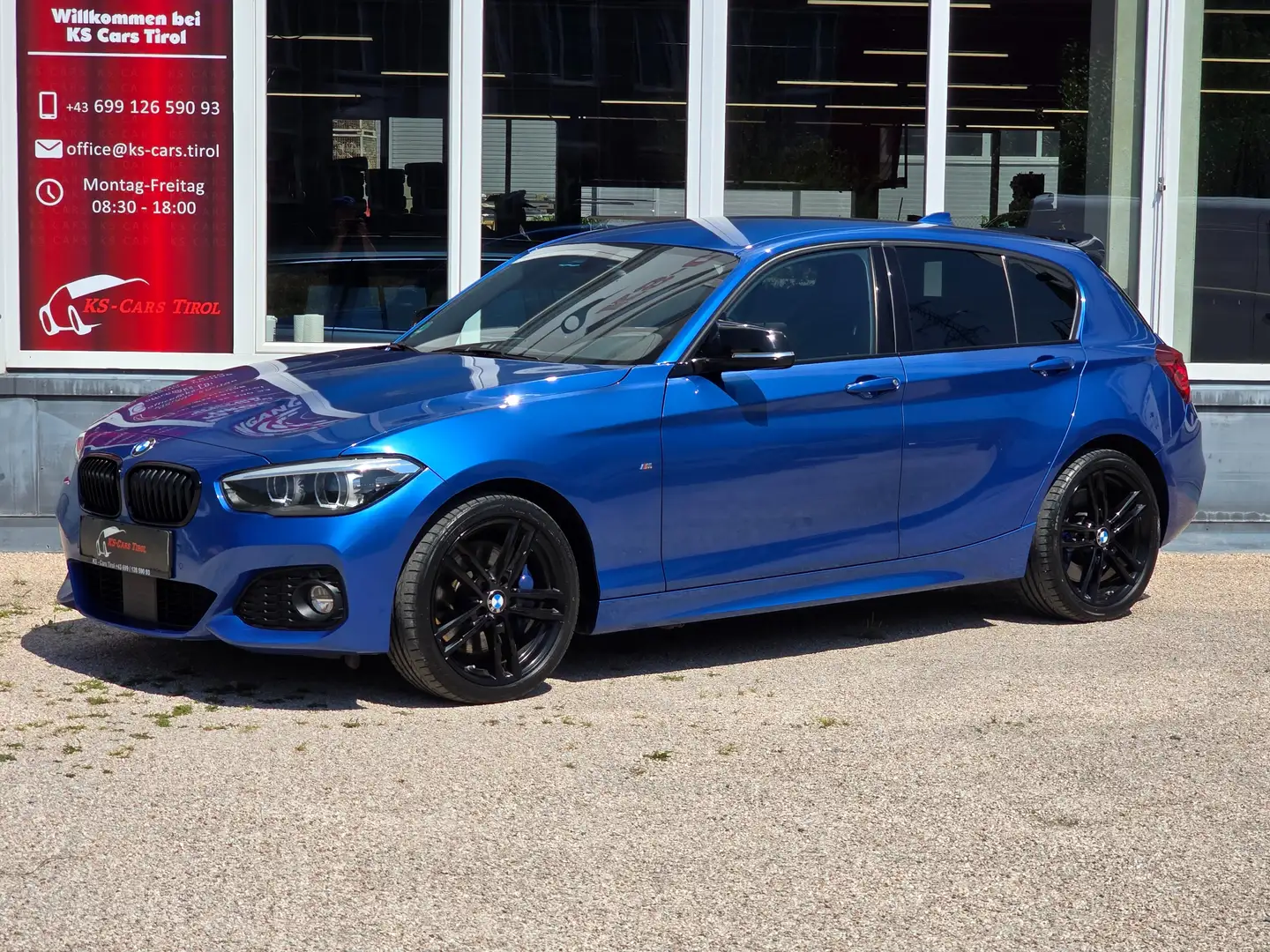 BMW 120 120d xDrive M Sport Shadow Blau - 1