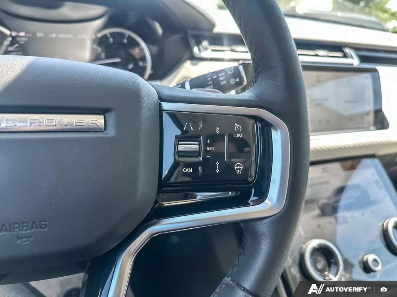 Land Rover Range Rover Velar снимка Land Rover Range Rover Velar