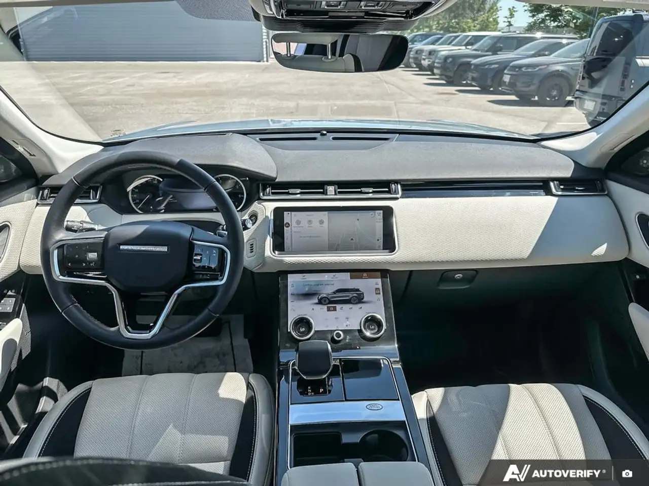Land Rover Range Rover Velar снимка Land Rover Range Rover Velar