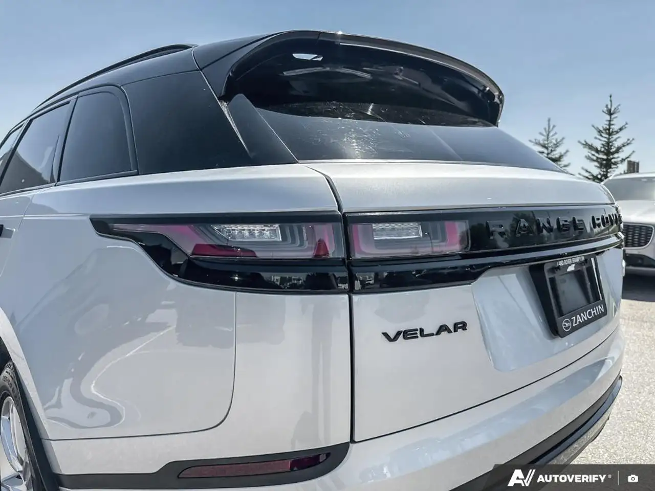 Land Rover Range Rover Velar снимка Land Rover Range Rover Velar