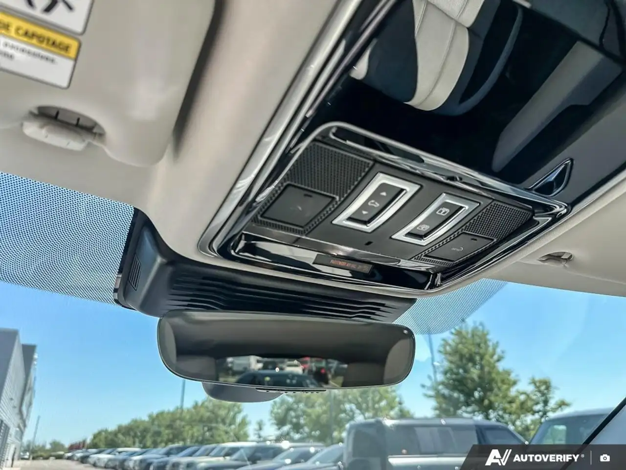 Land Rover Range Rover Velar снимка Land Rover Range Rover Velar