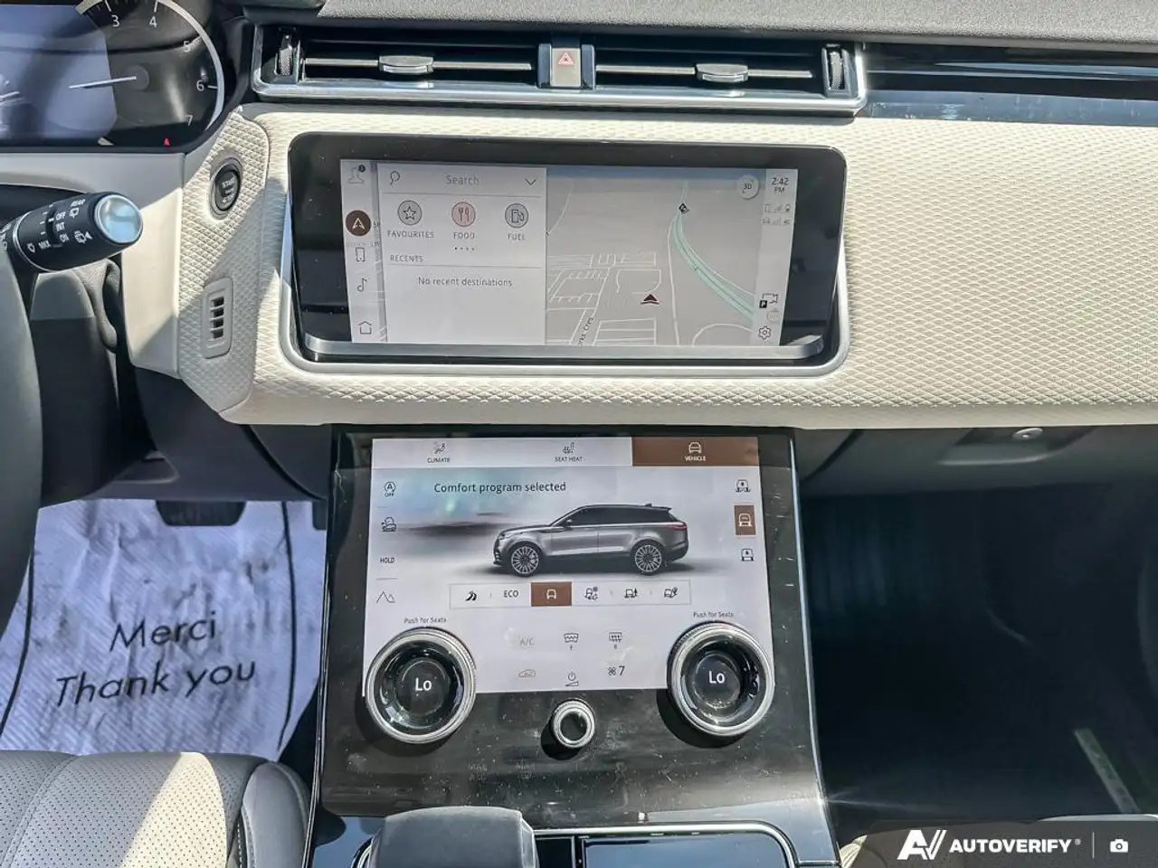Land Rover Range Rover Velar снимка Land Rover Range Rover Velar