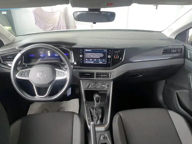 Volkswagen Polo view 7