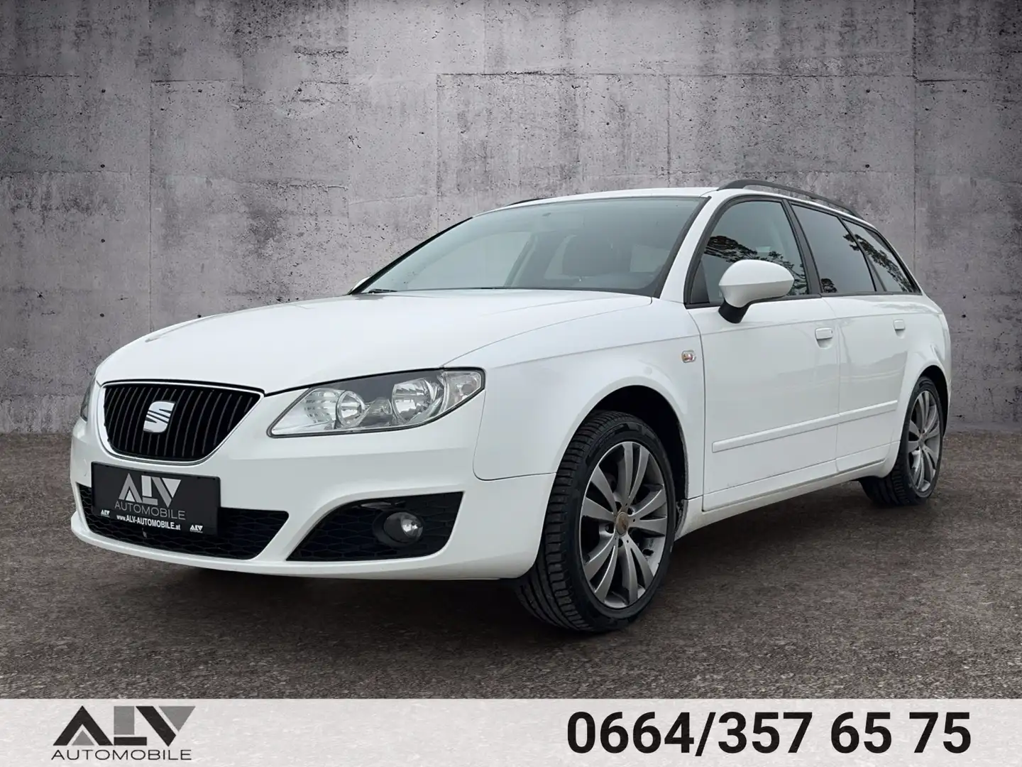 SEAT Exeo Reference 2,0 TDI 2.Besitz! Blanco - 2