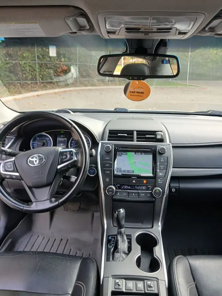 Toyota Camry снимка Toyota Camry