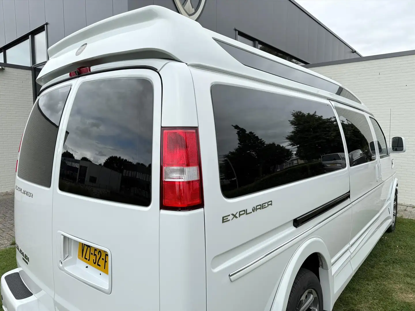 GMC Gmc . Weiß - 2