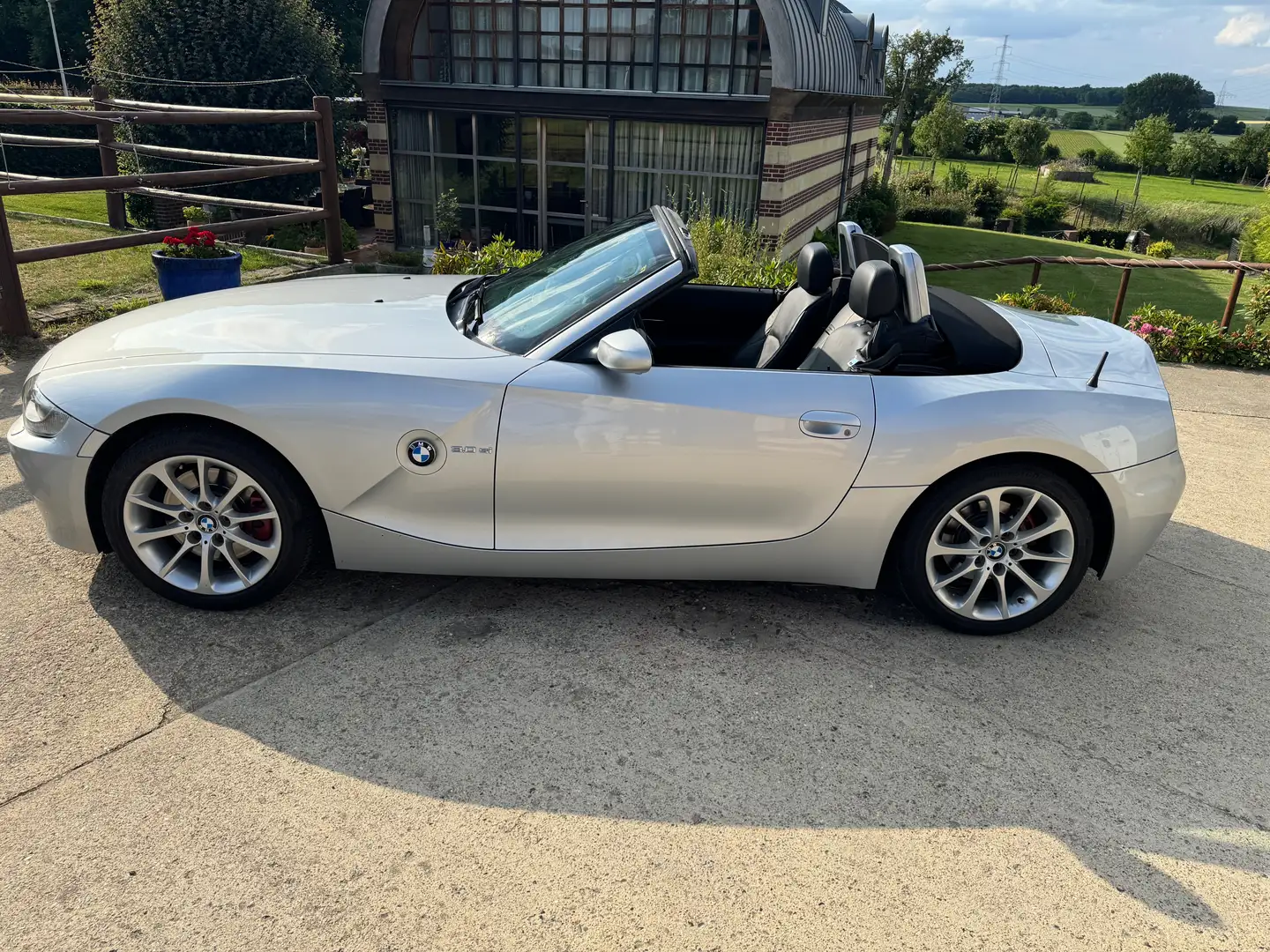 BMW Z4 3.0si Gümüş rengi - 2