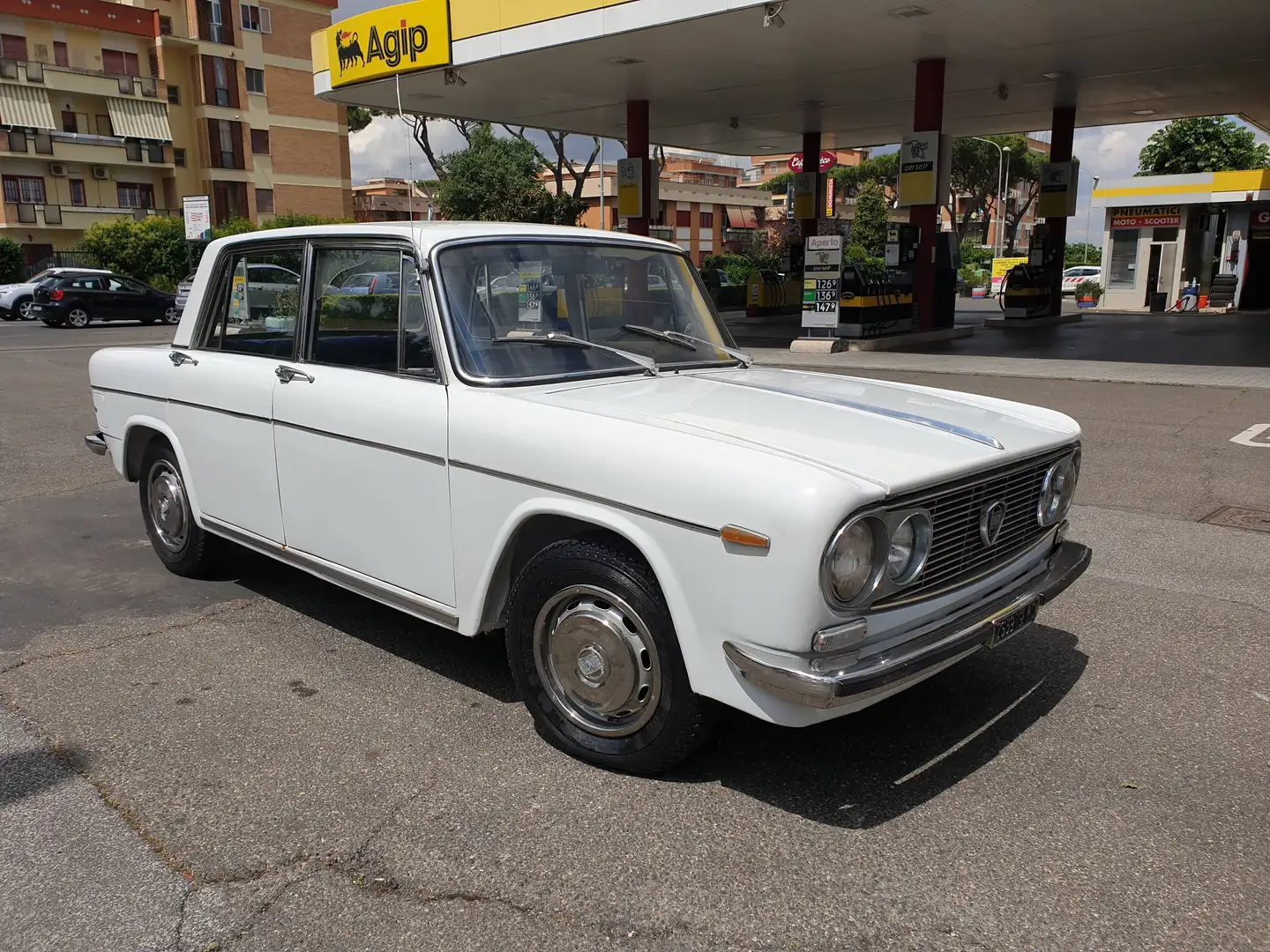 Lancia Fulvia 3^ serie Weiß - 2