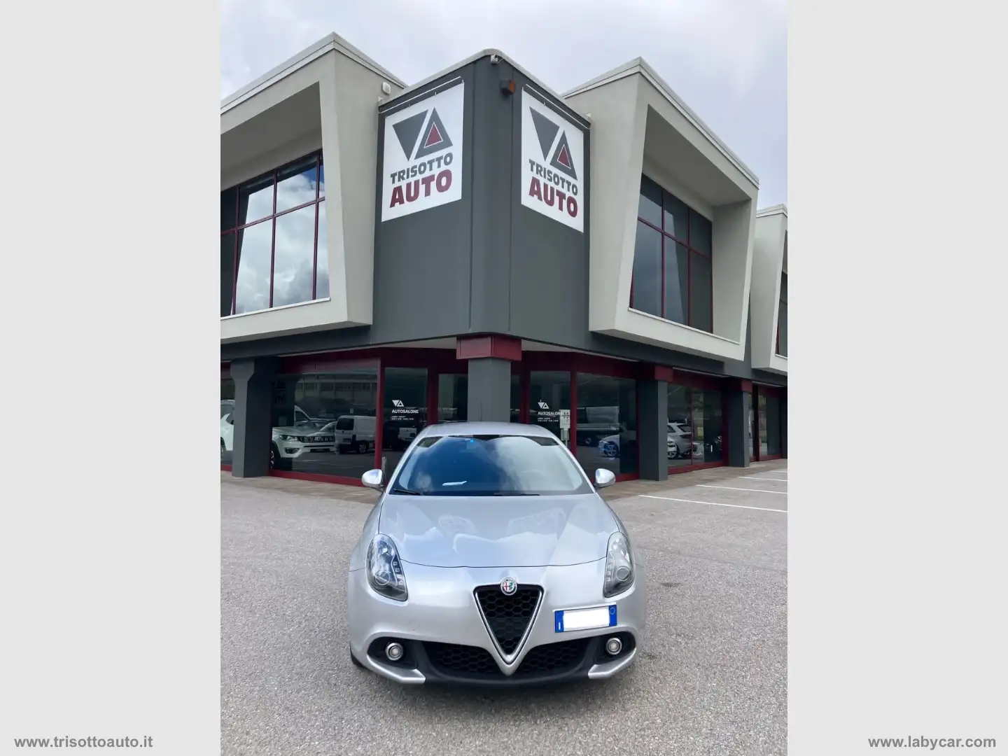 Alfa Romeo Giulietta 1.6 JTDm 120 CV Super Grijs - 1