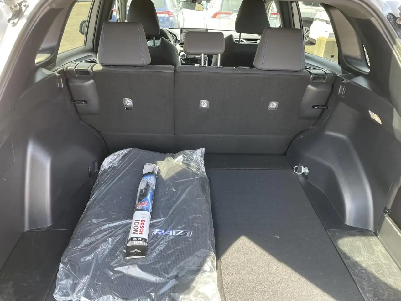 Toyota RAV 4 снимка Toyota RAV 4