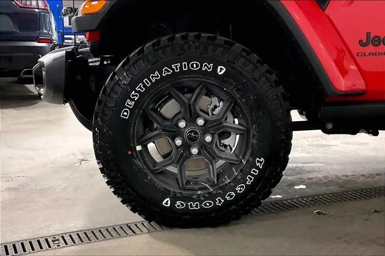 Jeep Gladiator снимка Jeep Gladiator