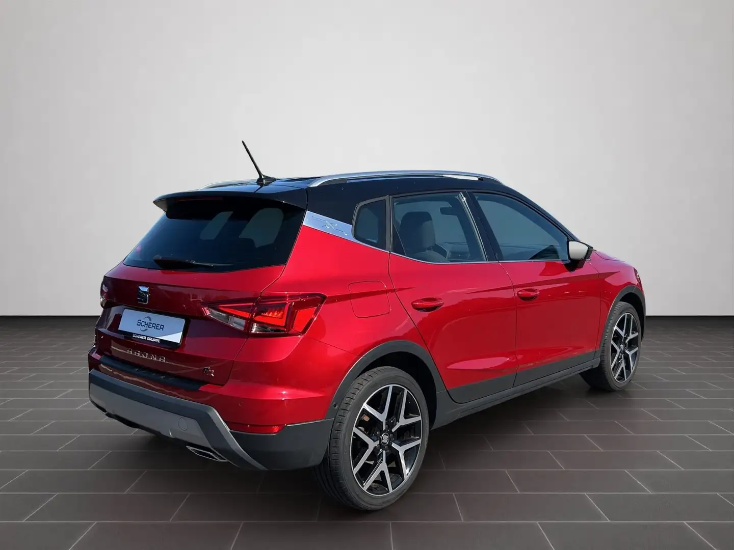SEAT Arona 1.5 TSI FR DSG 18" ACC AHK CARPLAX LED NAV Rot - 2