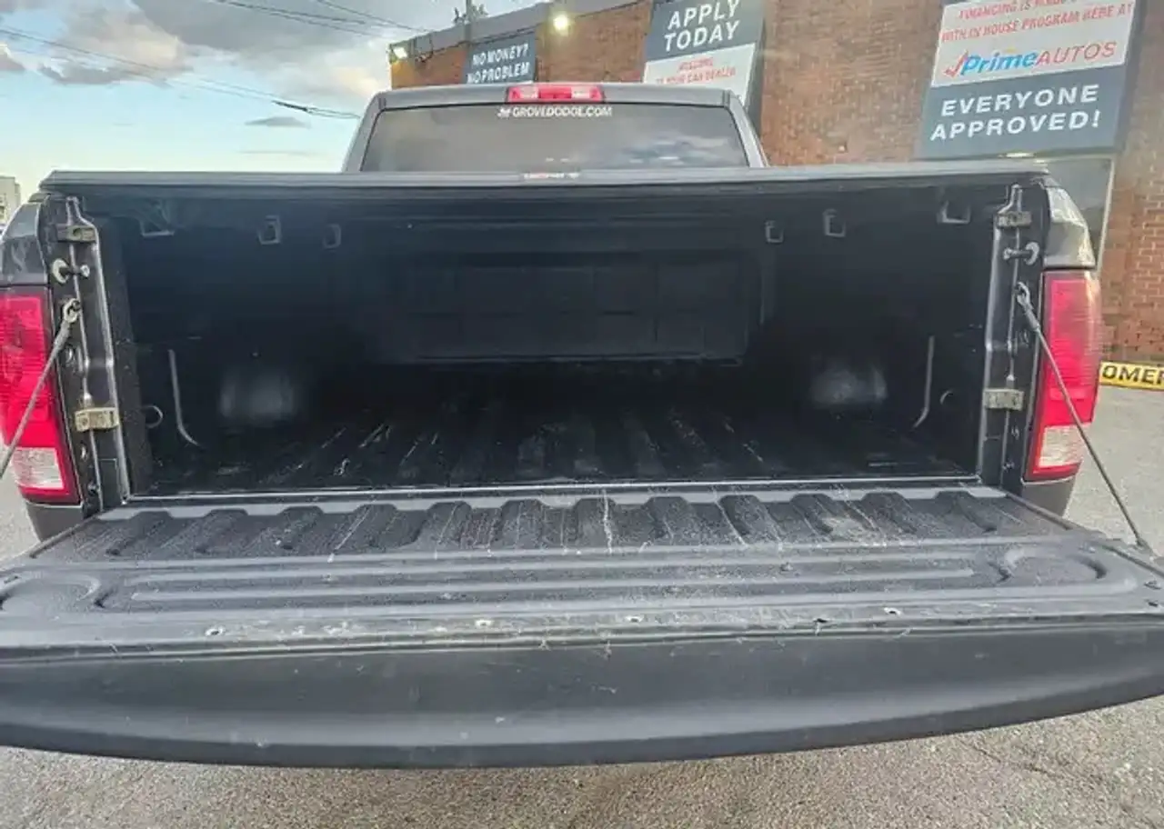 RAM 1500 снимка RAM 1500