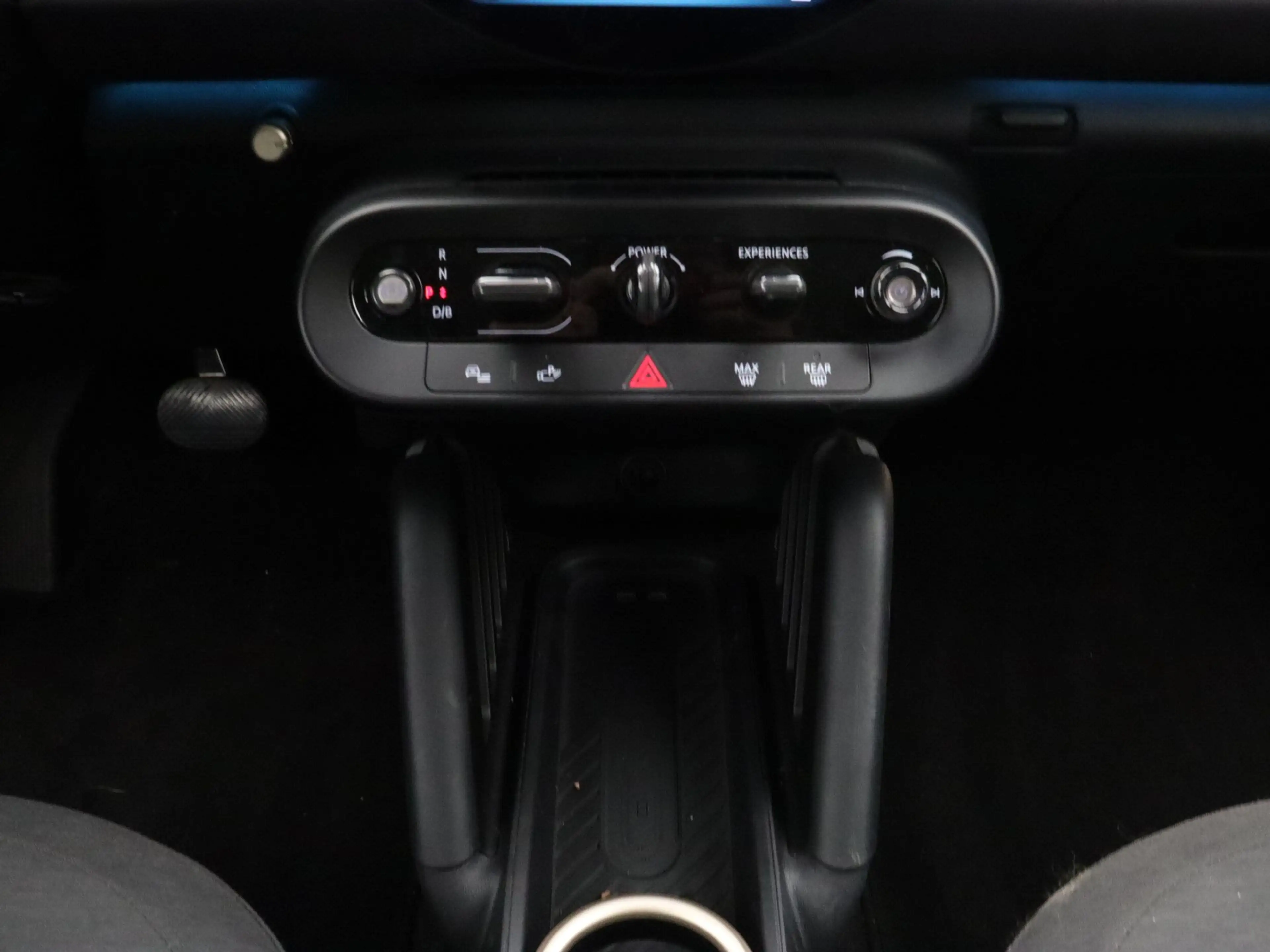 MINI Aceman E Essential Pakket XS — photo 13