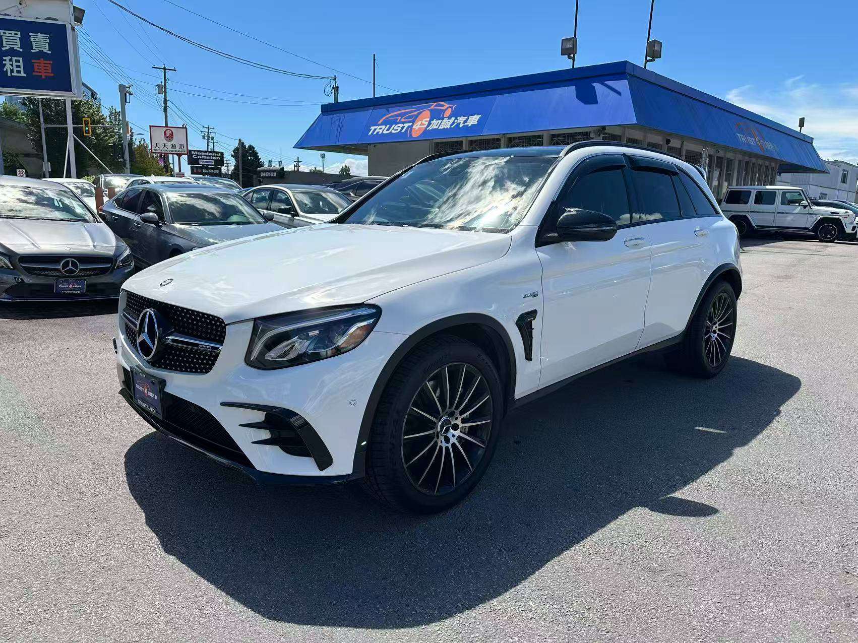 2017 Mercedes-Benz GLC 4MATIC BITURBO AMG GLC 43