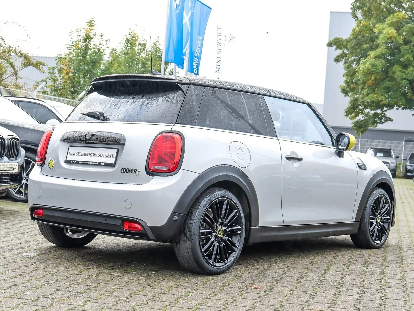 MINI Cooper SE NAVI+HUD+KZG+RFK+LHZ+LED+Standhzg.+SHZ+Sportsitze Weiß - 2